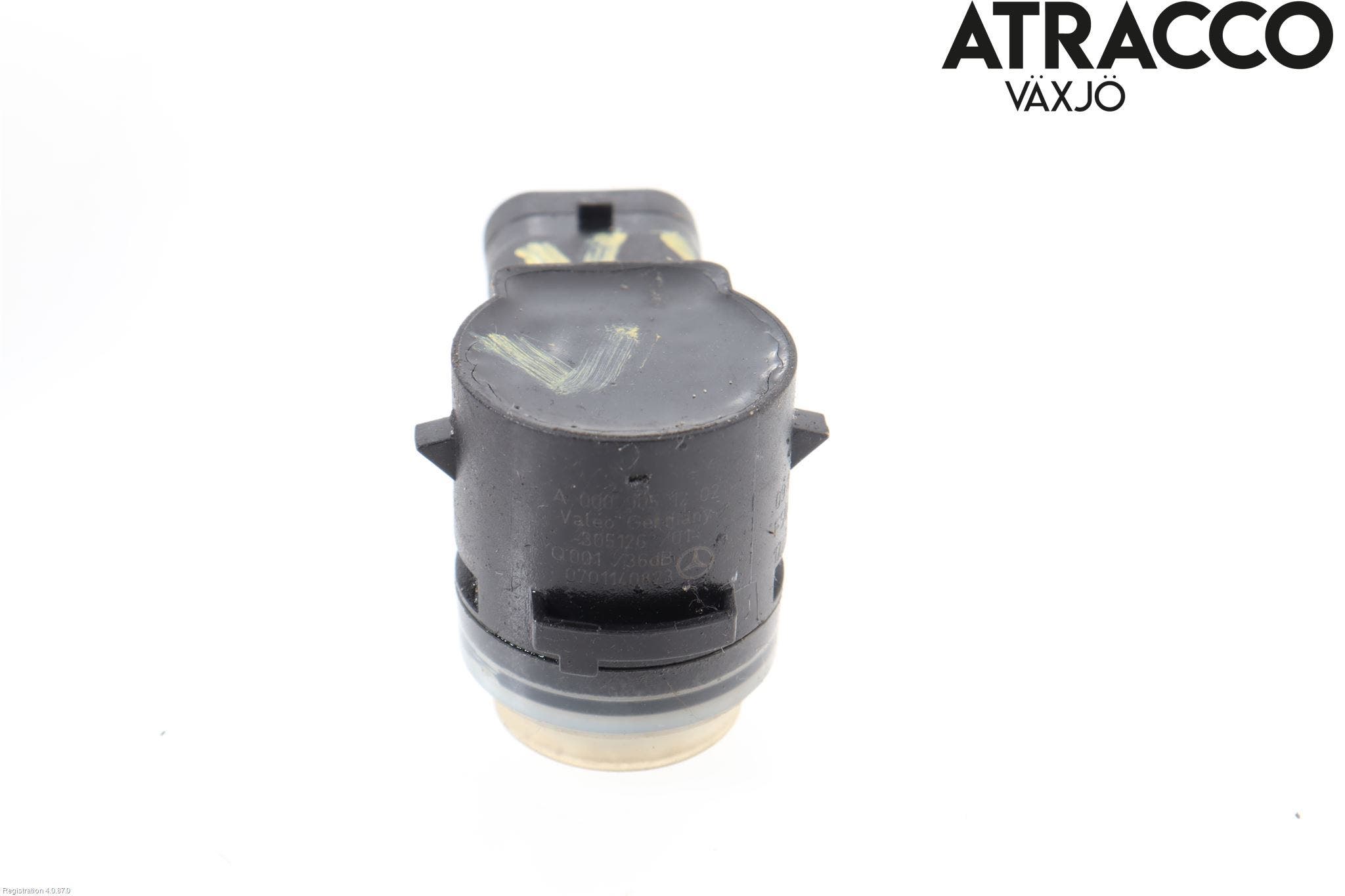 Mercedes-Benz MB E-KLASS (W212) 09-16 Parkeringshjälp Frontsensor