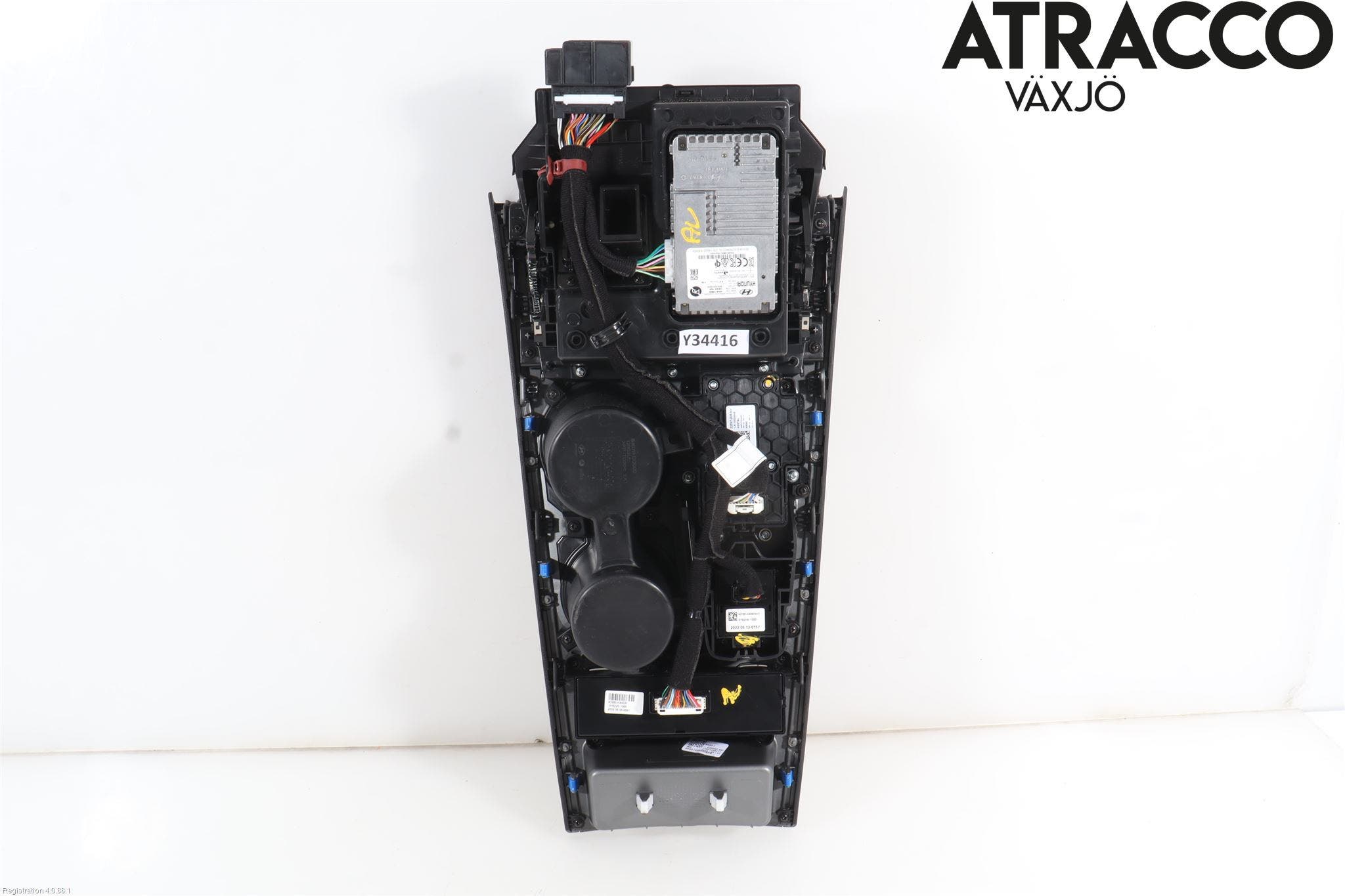 Hyundai KONA/ELECTRIC OS 18-23 Instrumentkonsoll Mitt