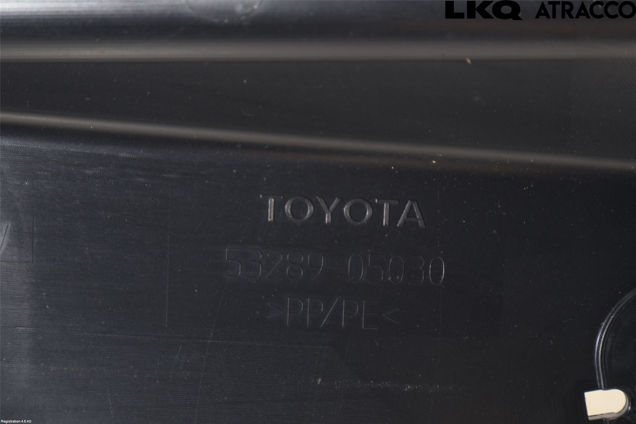 Toyota AVENSIS 16-18 Täckplast Front