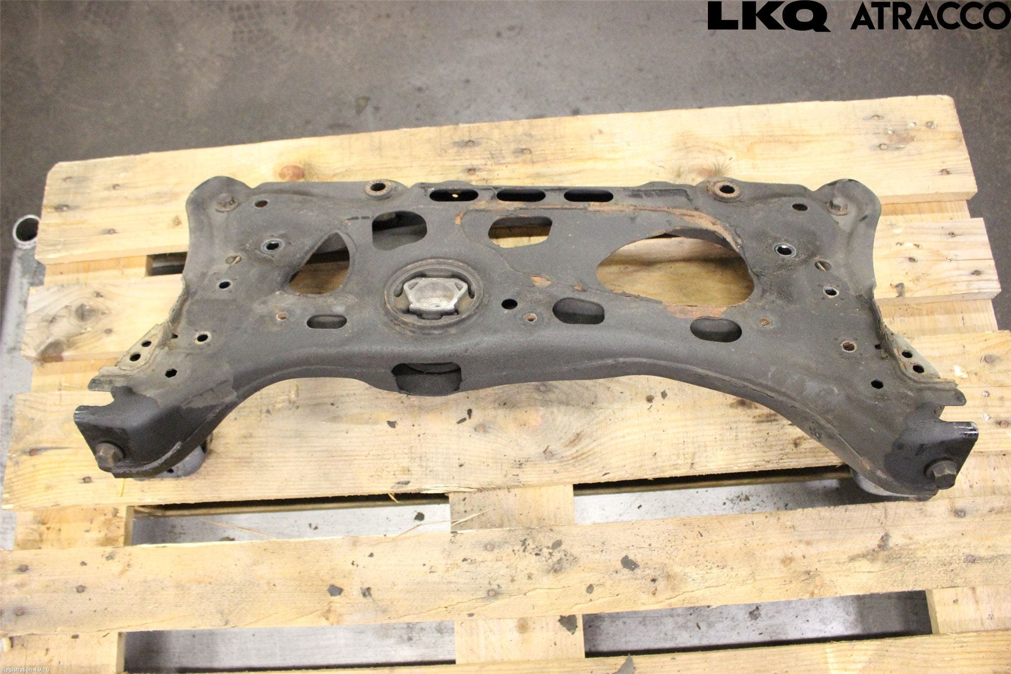 Seat LEON 13-20 Framvagnsbalk