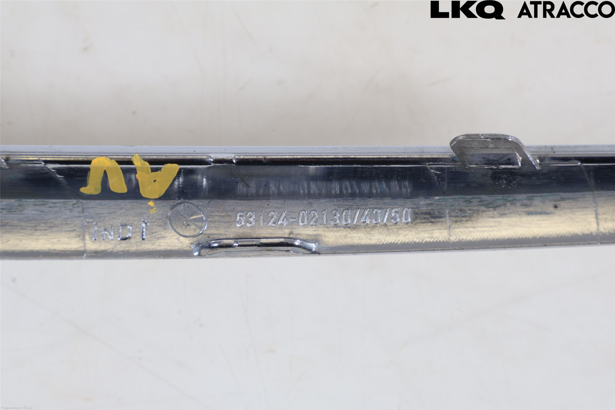 Toyota AURIS 13-19 Grilldel Vänster