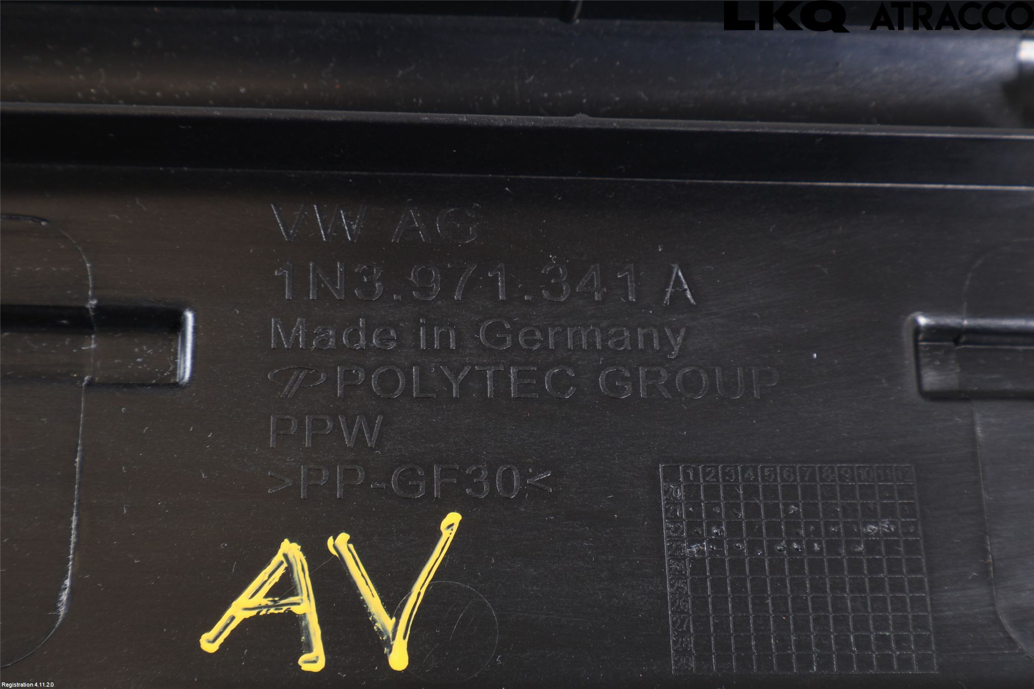 Volkswagen VW ID BUZZ/CARGO 22- Hasplåt Plåt-Plast