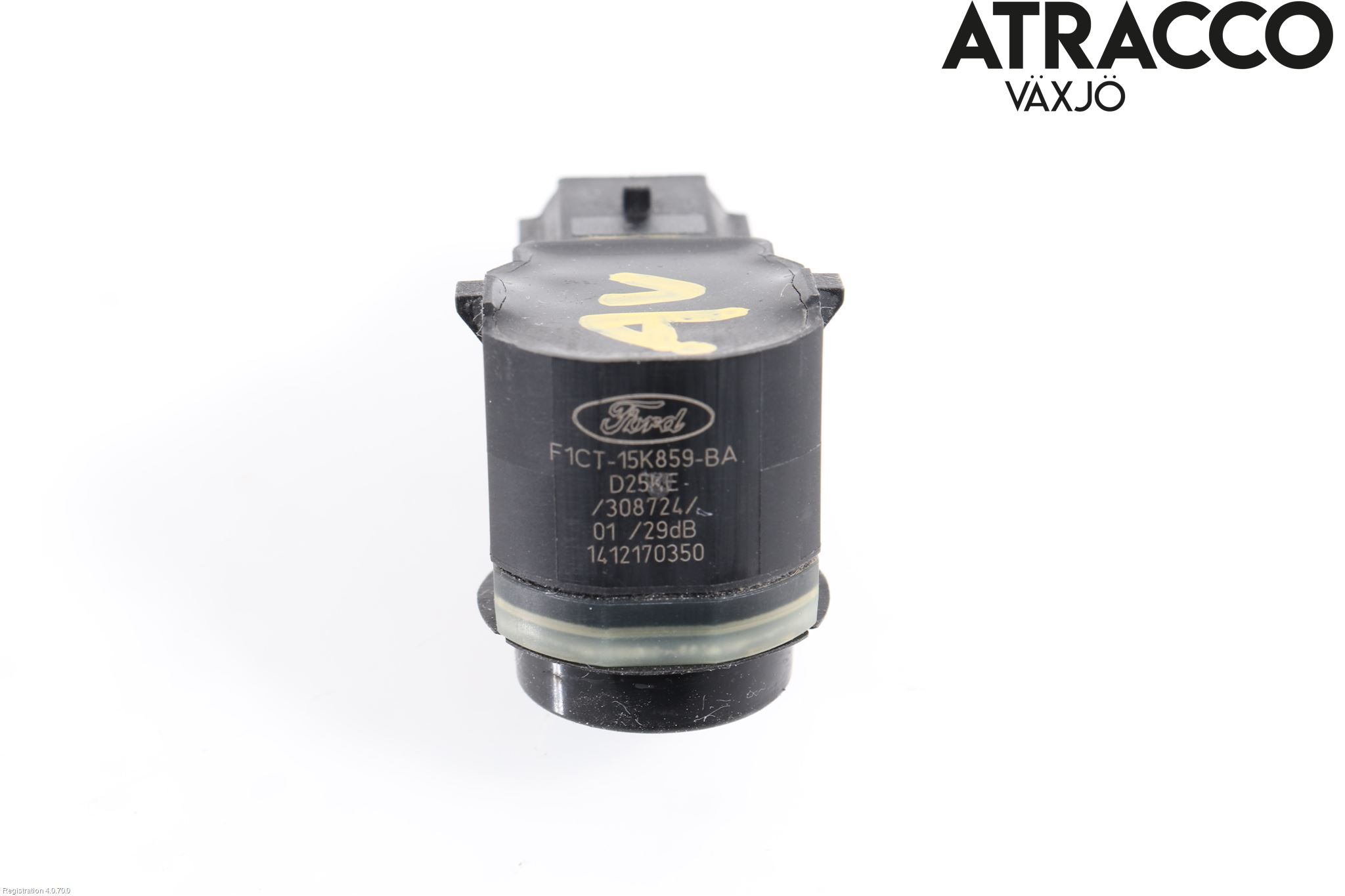 Ford KUGA 17-19 Parkeringshjälp Frontsensor