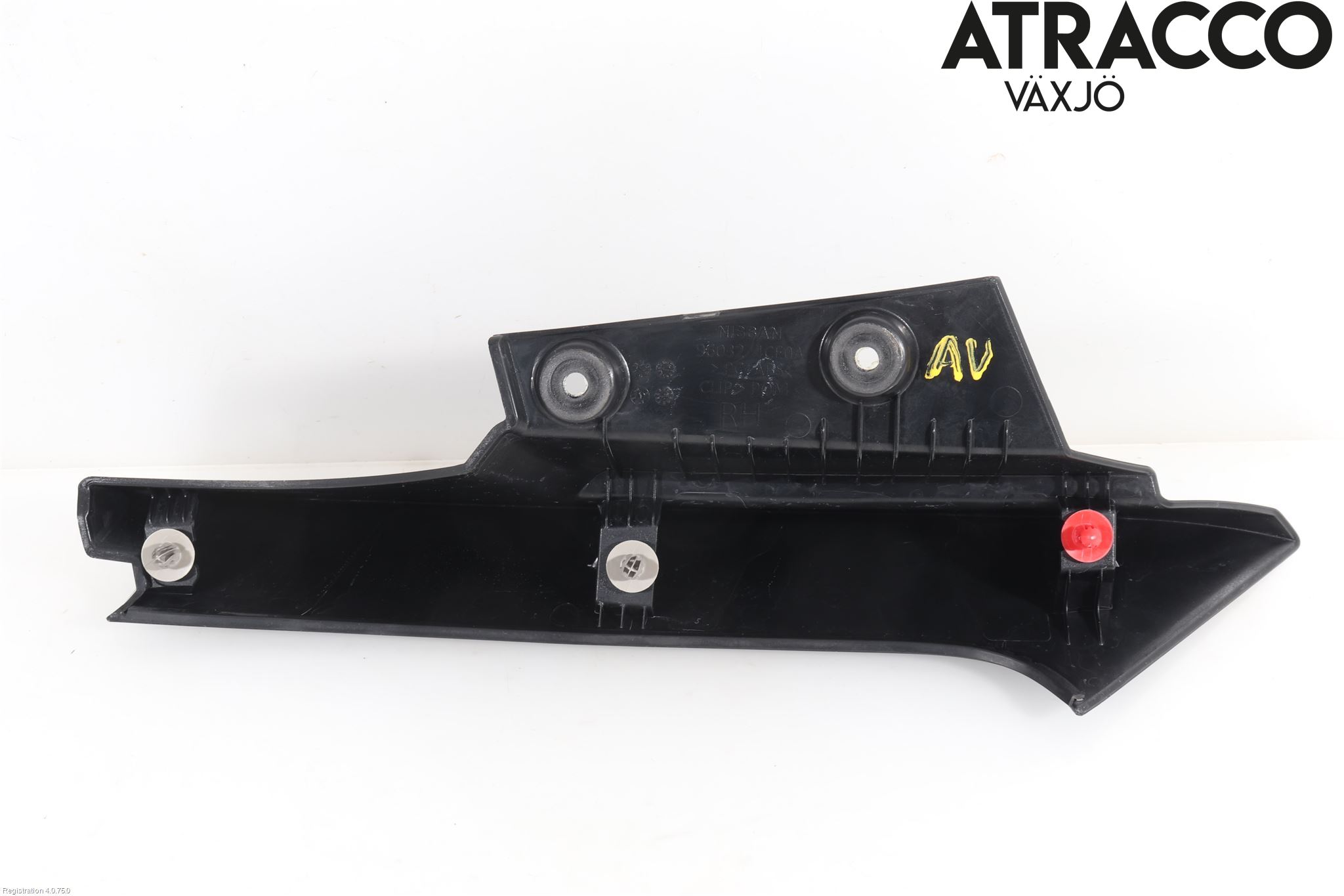 Nissan X-TRAIL 14-21 Spoiler Baklucka