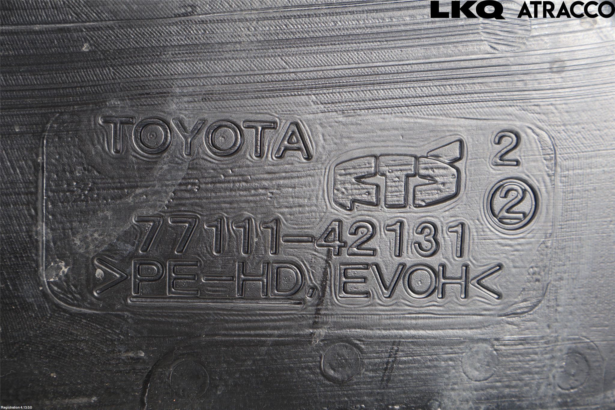 Toyota RAV4 19- Bränsletank Insprutning