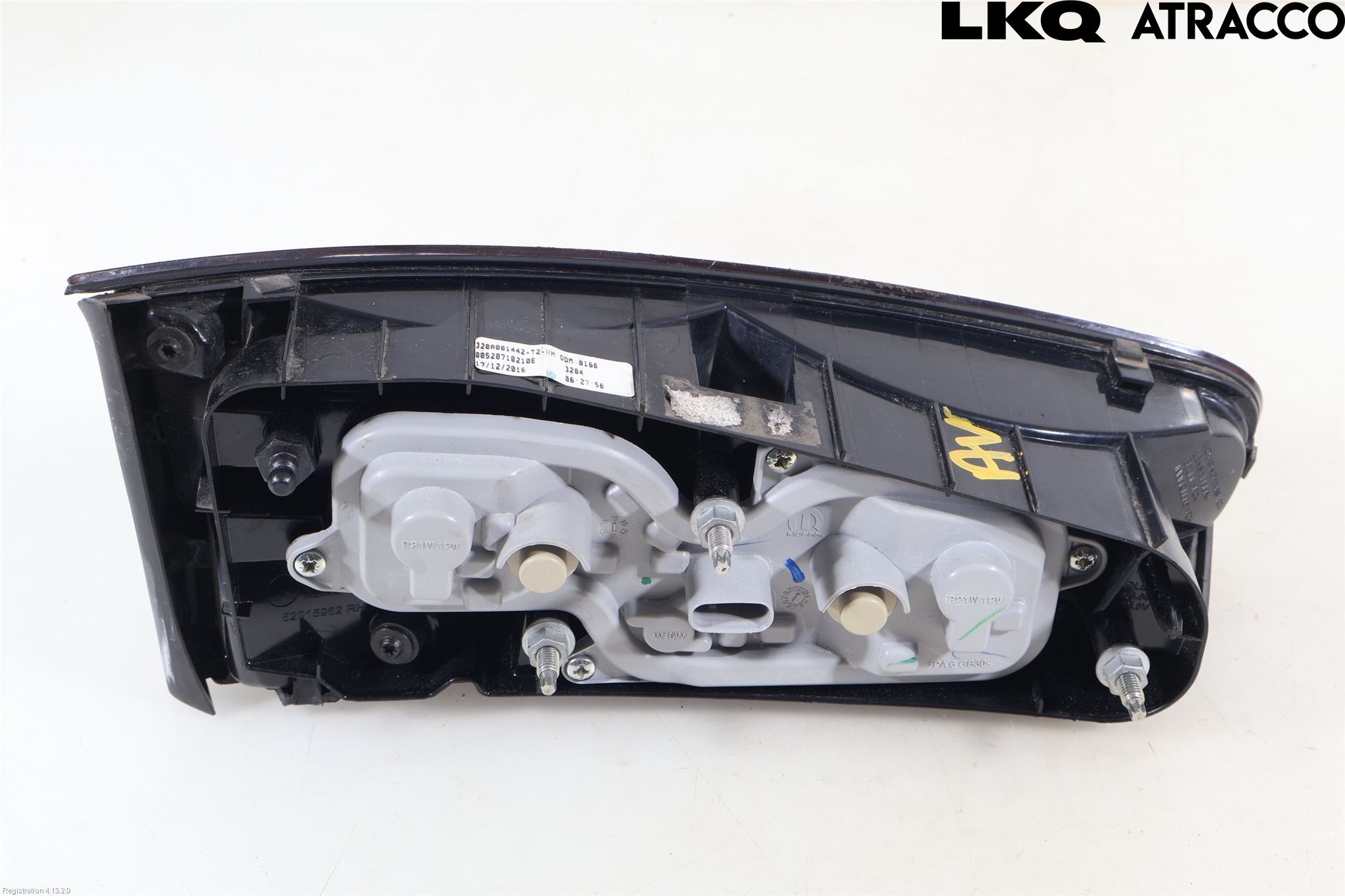 Fiat TIPO/CROSS 16- Bakljus Lucka Hö