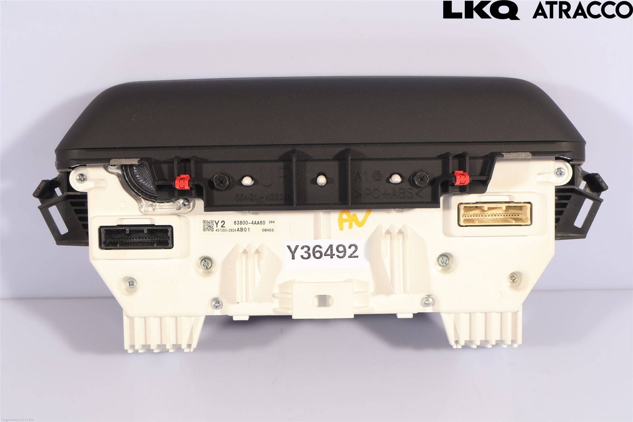 Toyota bZ4X EA10 22- Instrument Komb