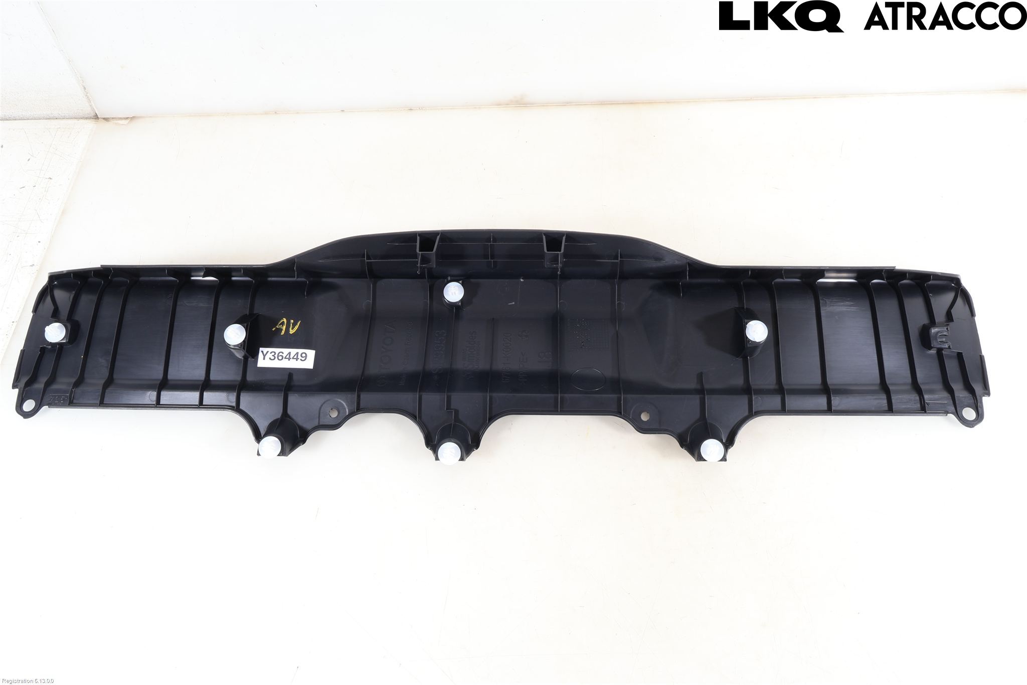 Toyota YARIS XP21 20- Inredning Bakluckeklädsel