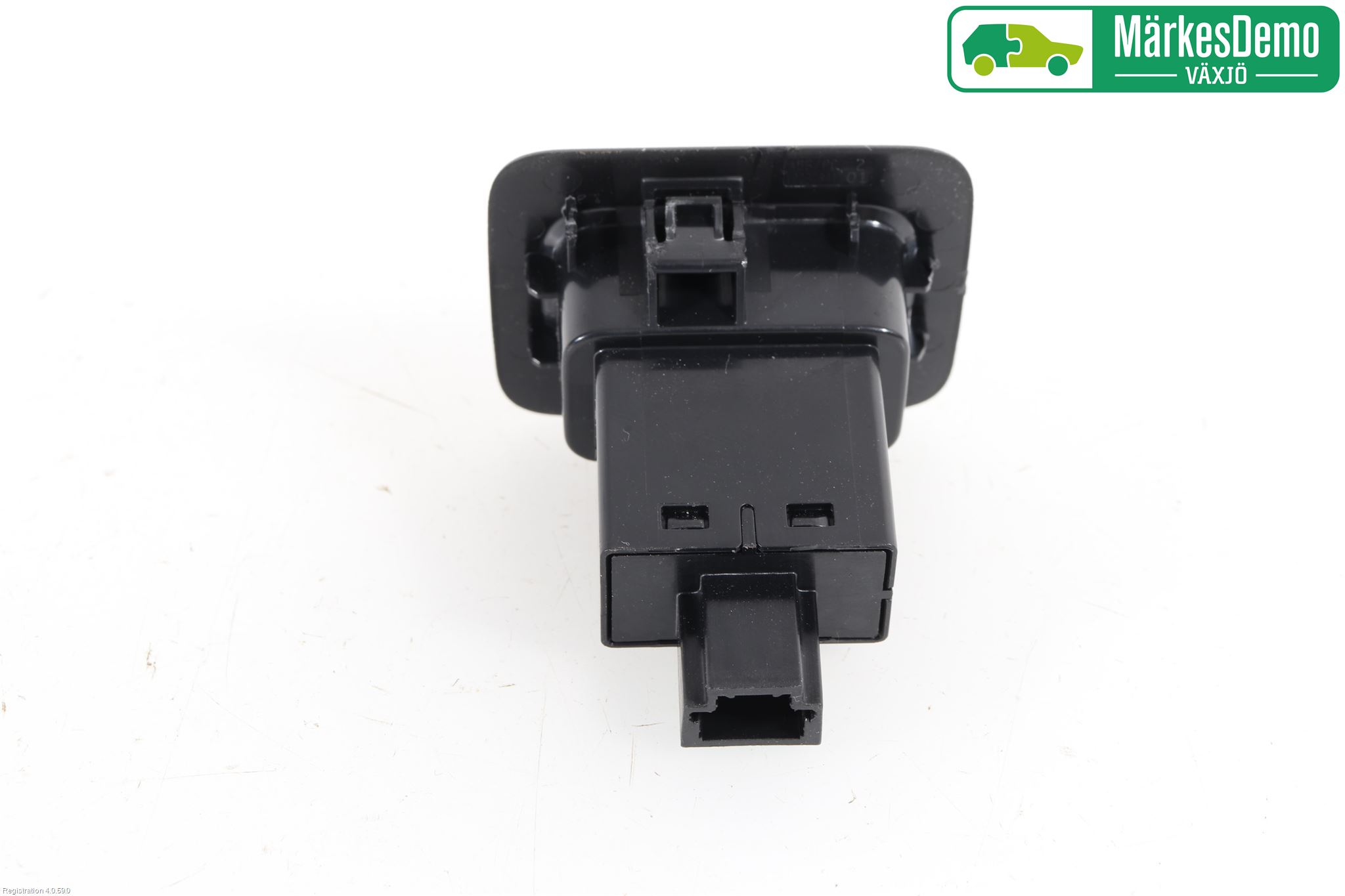 Mazda CX-30 20- Strömställare Baklucka