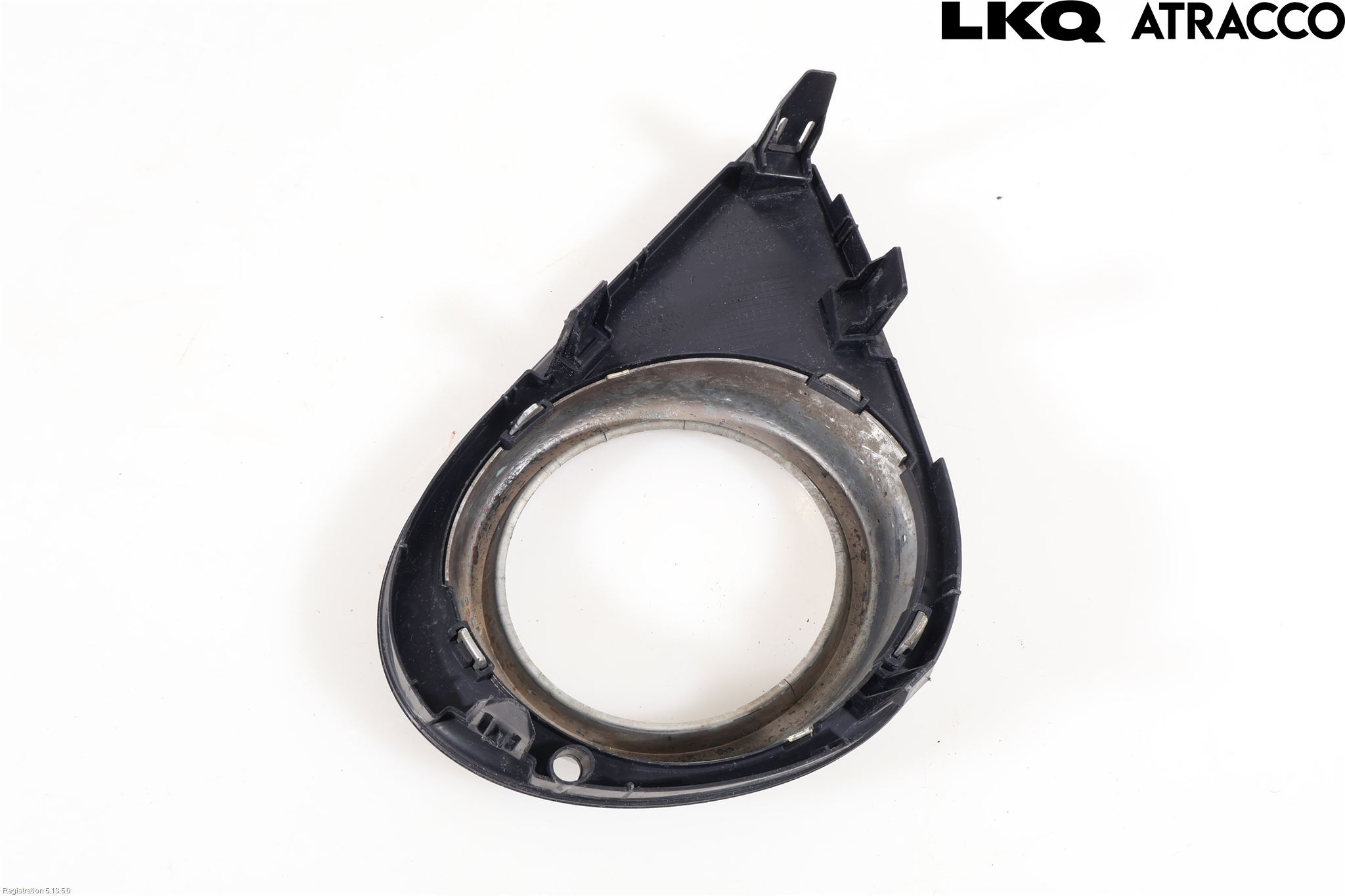 Toyota YARIS XP130 12-14 Dimljussarg Fram