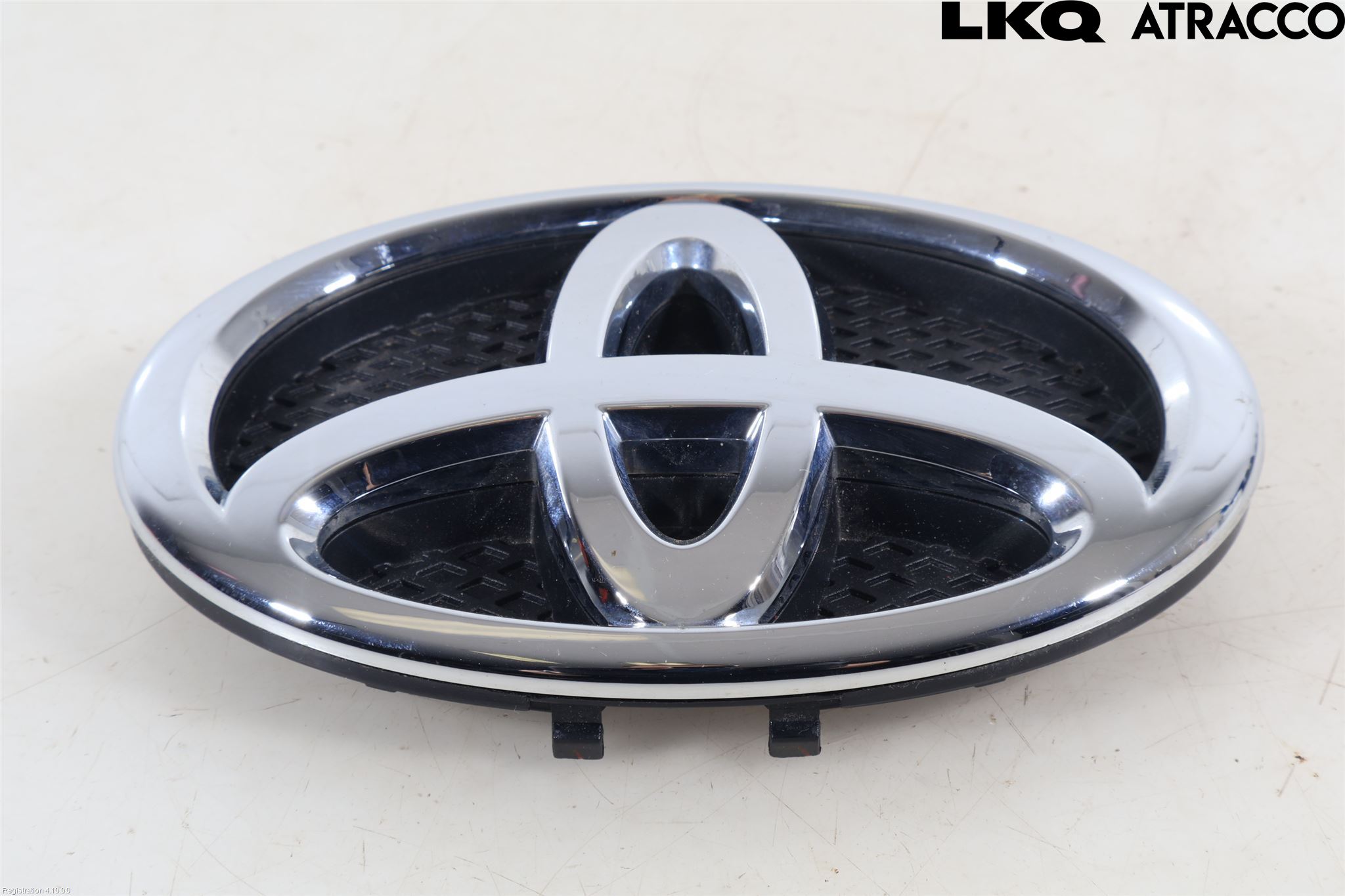 Toyota YARIS XP90 06-11 Emblem