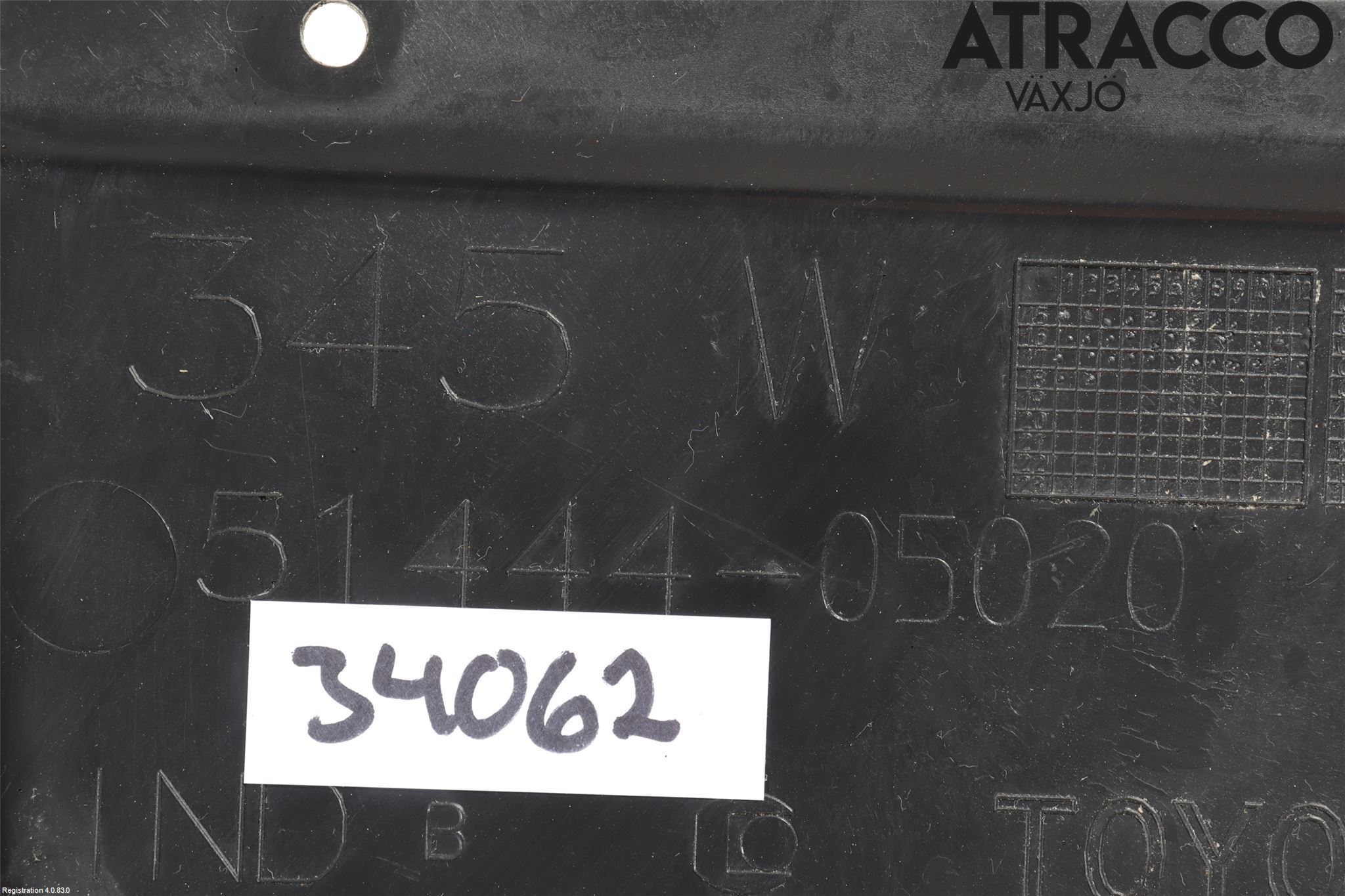 Toyota AURIS 13-19 Hasplåt Plåt-Plast