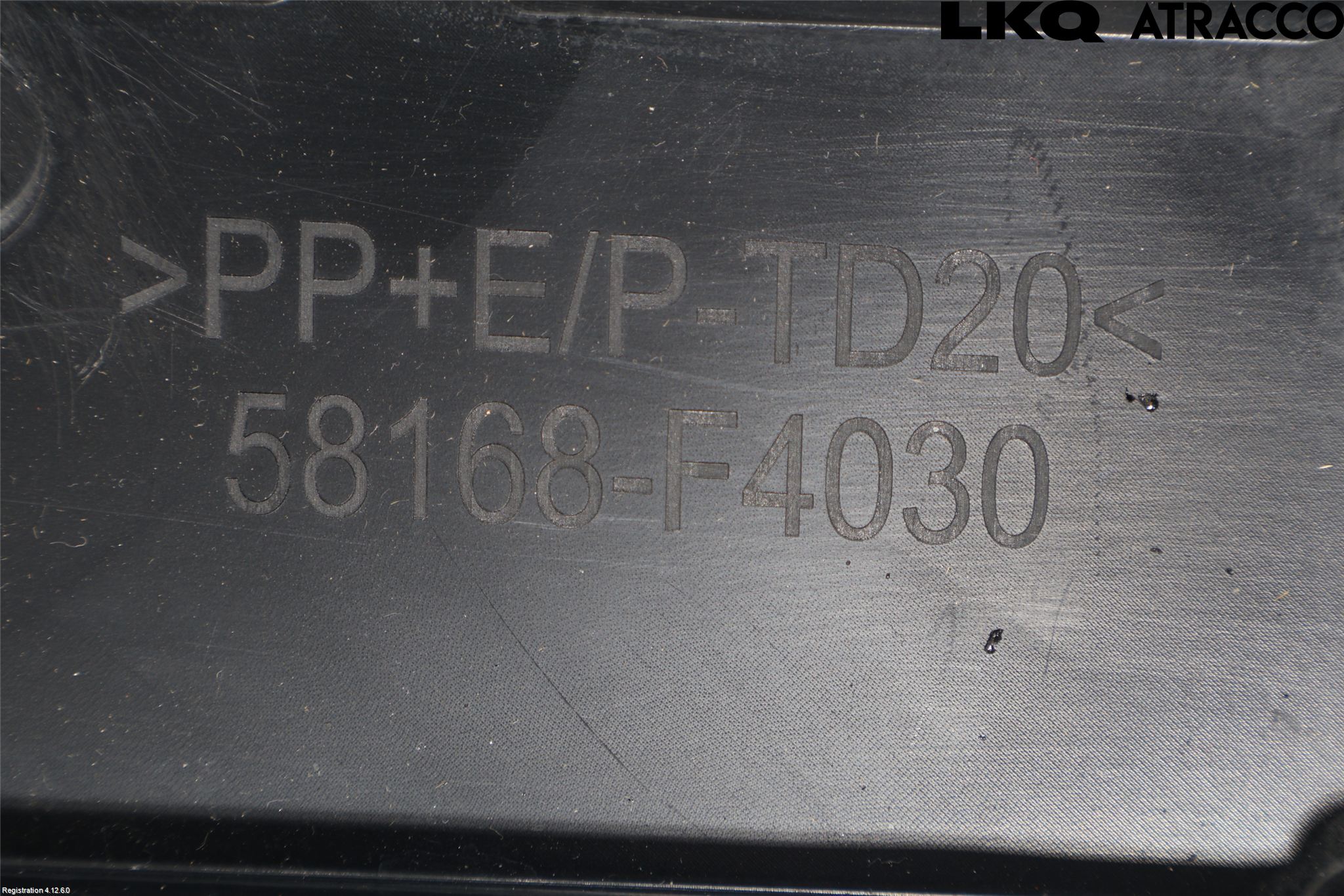 Toyota C-HR 24- Hasplåt Plåt-Plast