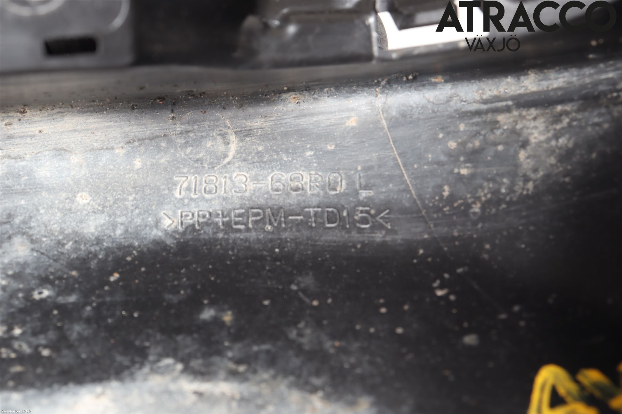 Suzuki SWIFT 17-24 Stötfångardel Bak Vä