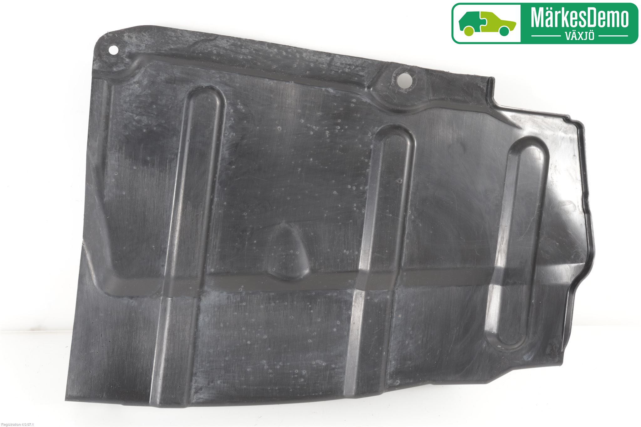 Toyota RAV4 13-18 Hasplåt Plåt-Plast