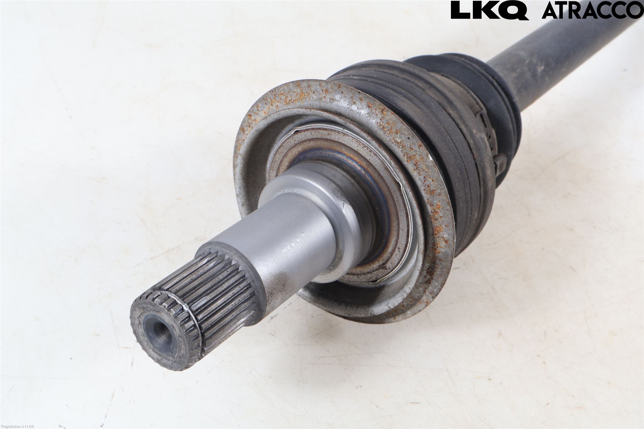 Mercedes-Benz MB E-KLASS (W213) 16-23 Drivaxel Bak Höger