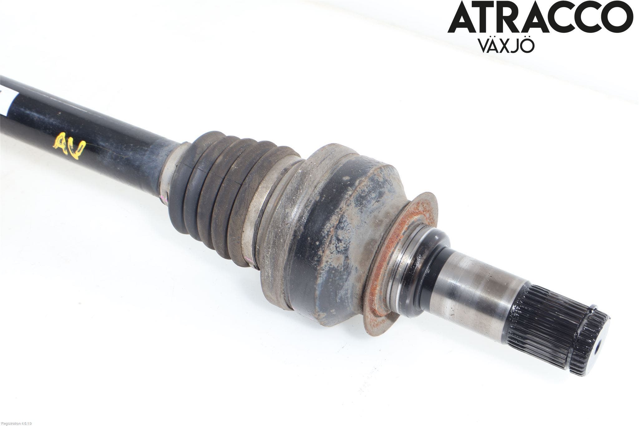 Alfa GIULIA Drivaxel Bak Höger