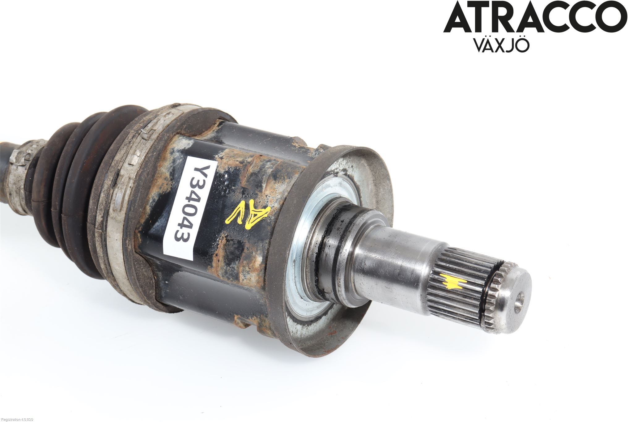 Toyota HILUX 16- Drivaxel Fram Höger