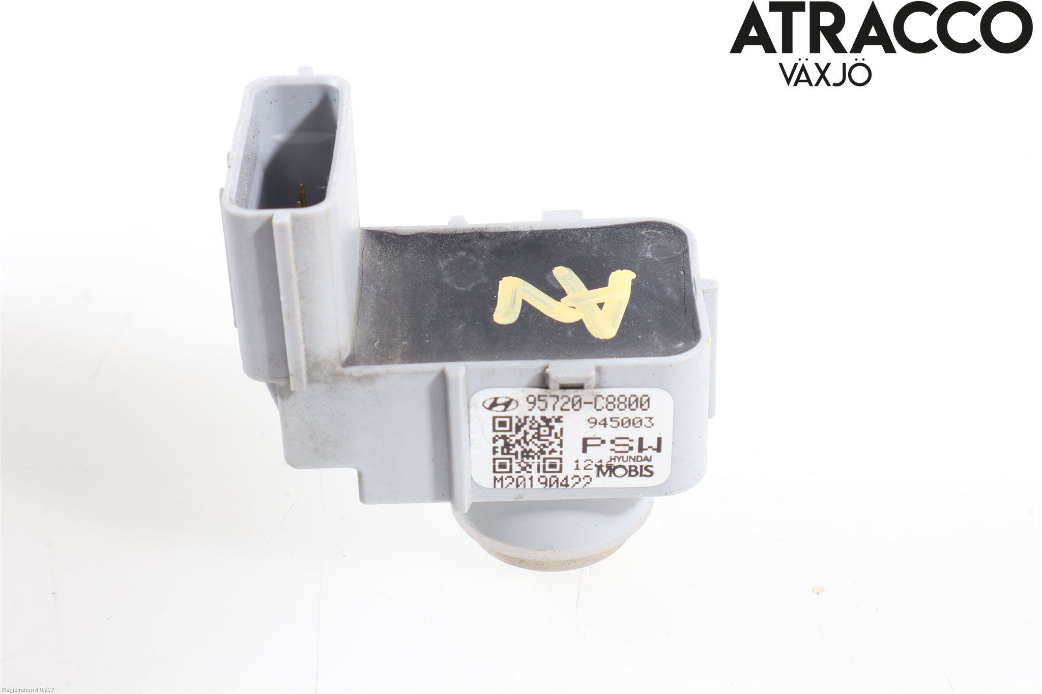 Hyundai i20 GB 15-20 Parkeringshjälp Frontsensor