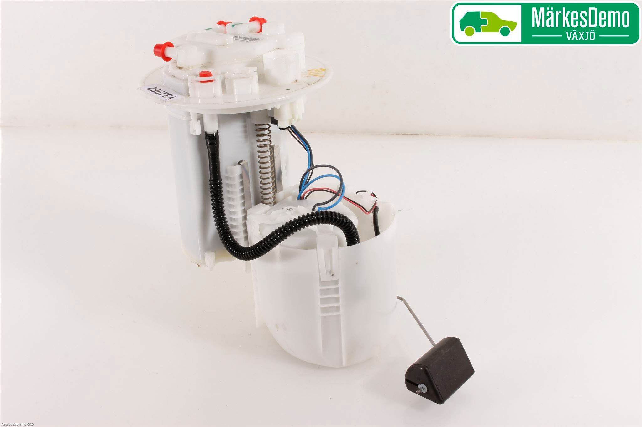 Toyota AVENSIS 16-18 Bränslepump El