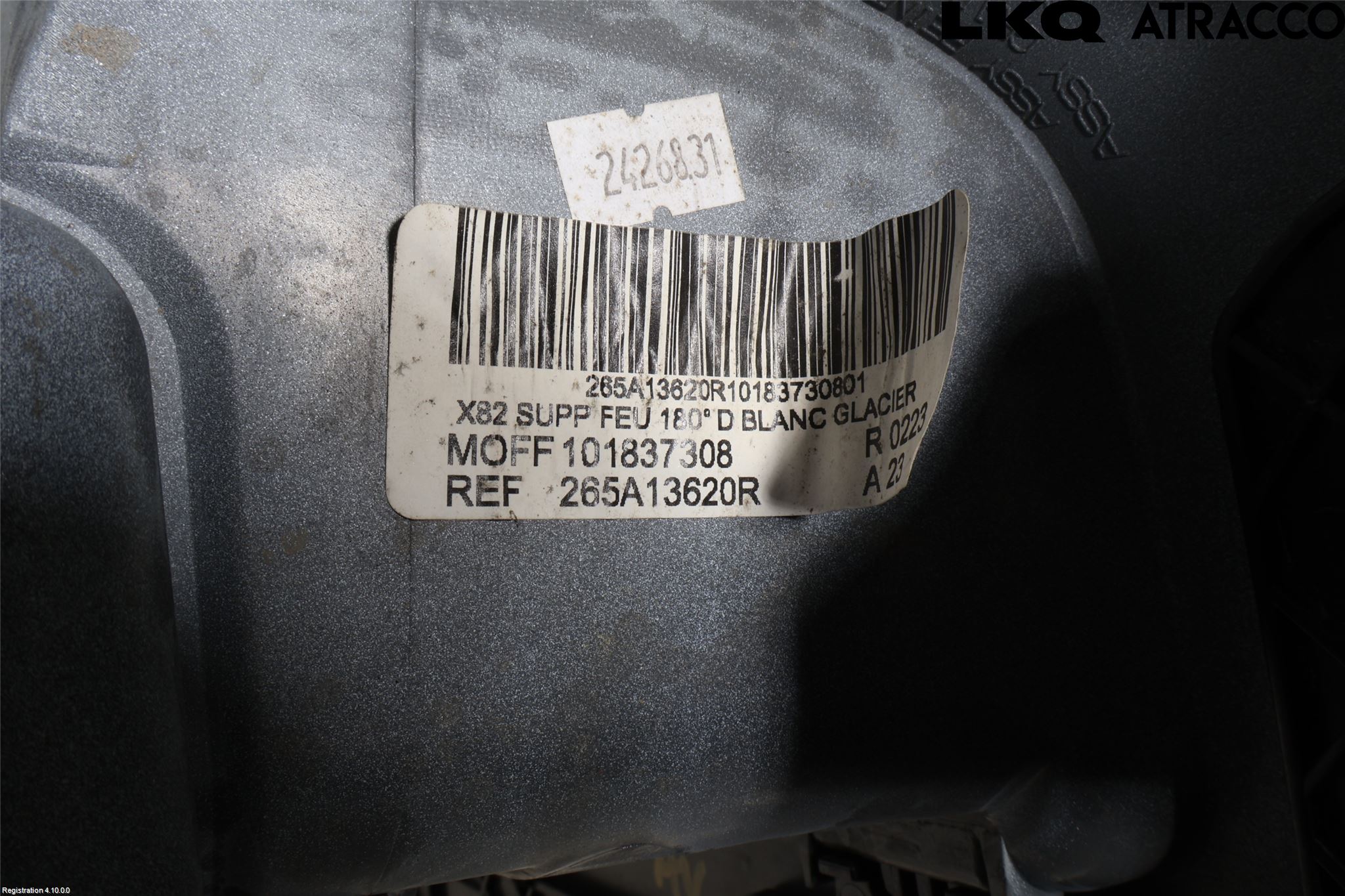 Nissan PRIMASTAR Bakljussarg