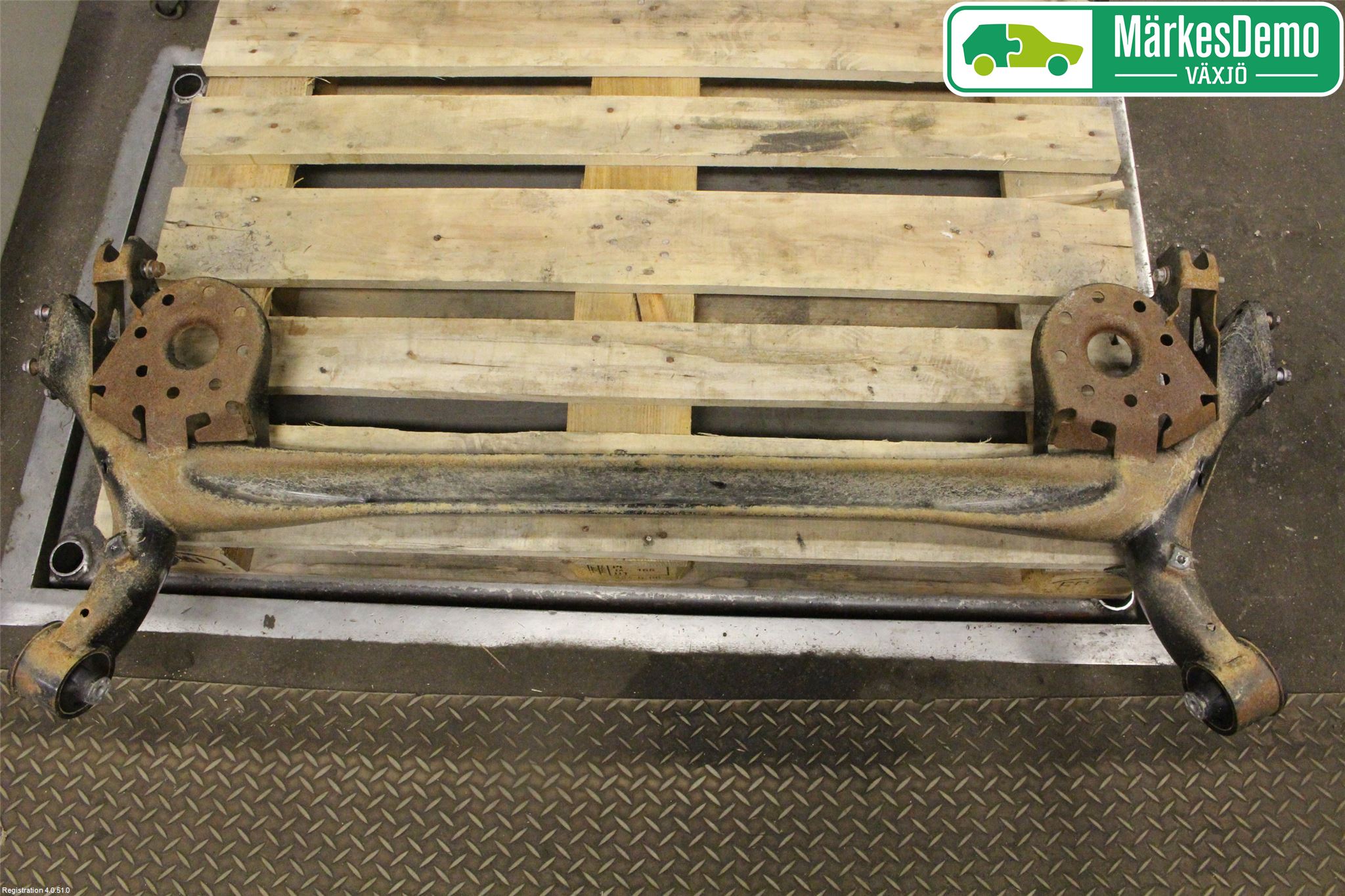 Toyota YARIS XP130 15-20 Bakaxelbalk