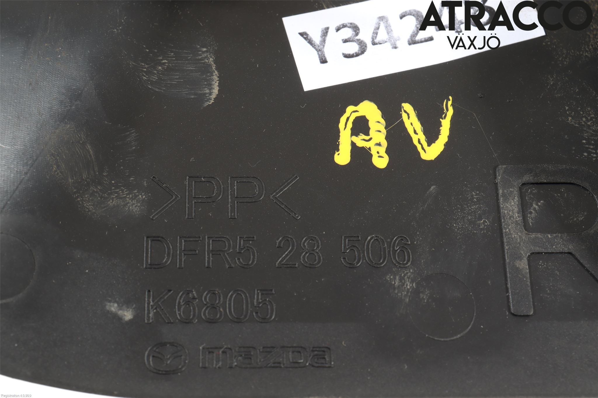 Mazda CX-30 20- Hasplåt Plåt-Plast