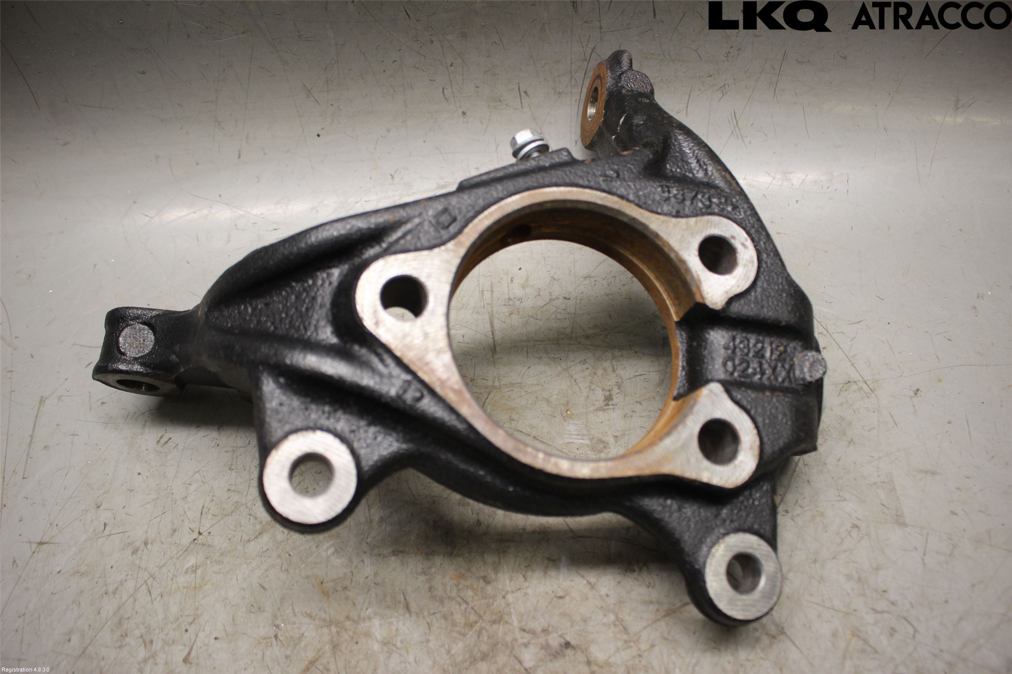 Mazda 2 KB Hybrid 22- Styrspindel Lagerhus Vä