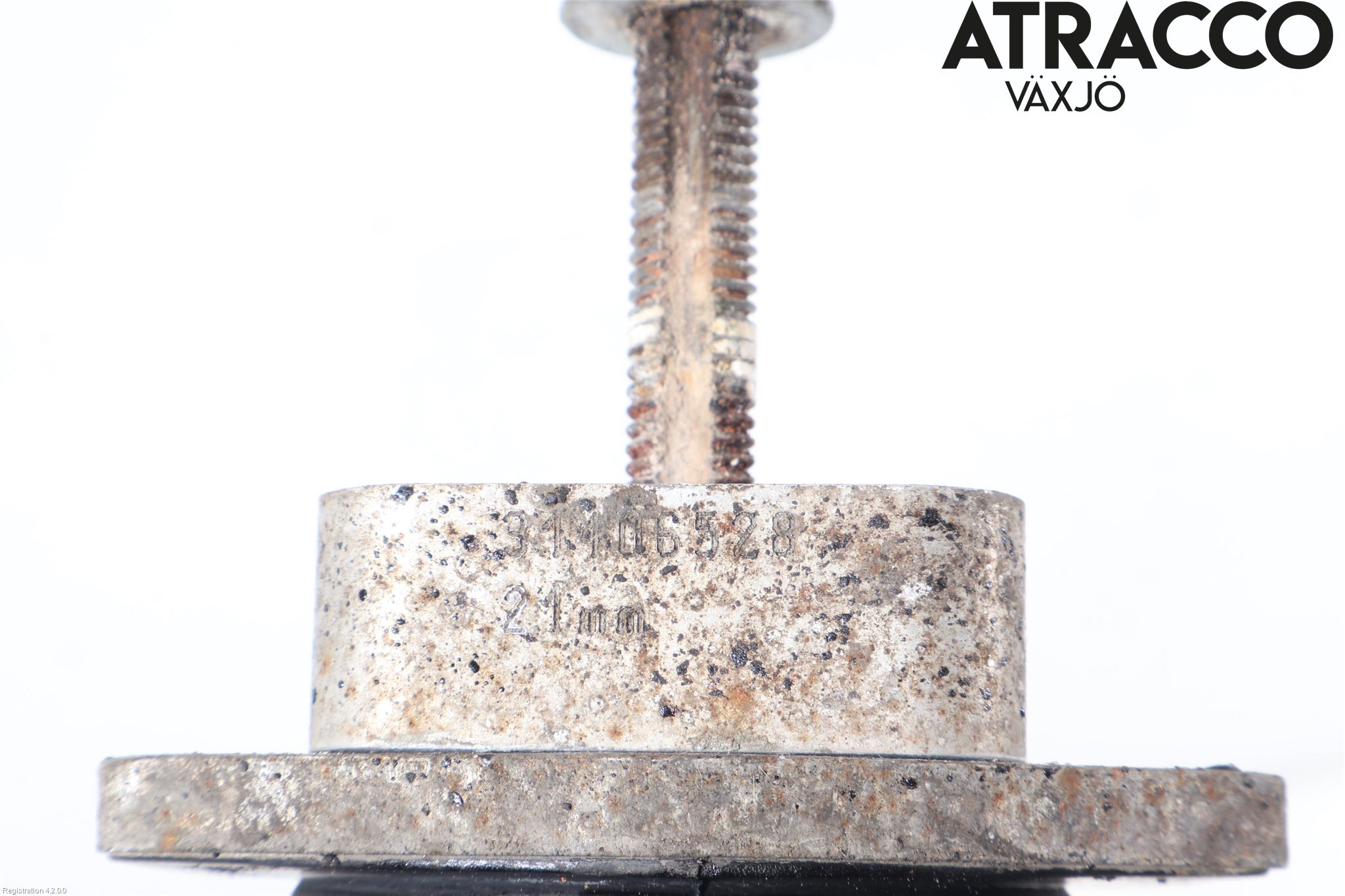 Volvo XC90/RECHARGE 16- Bladfjäderhänke Bak