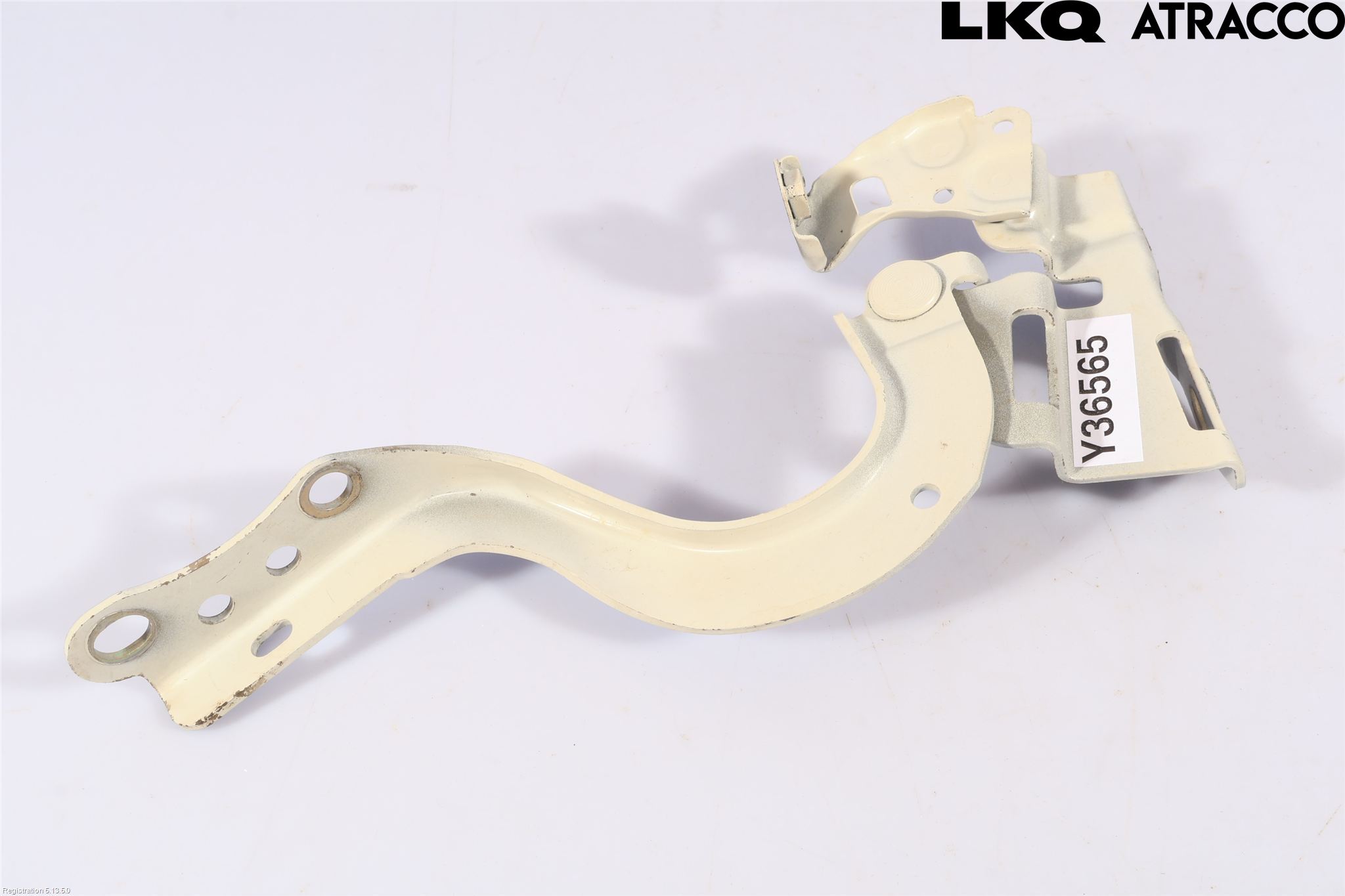 Toyota AURIS 13-19 Huvgångjärn