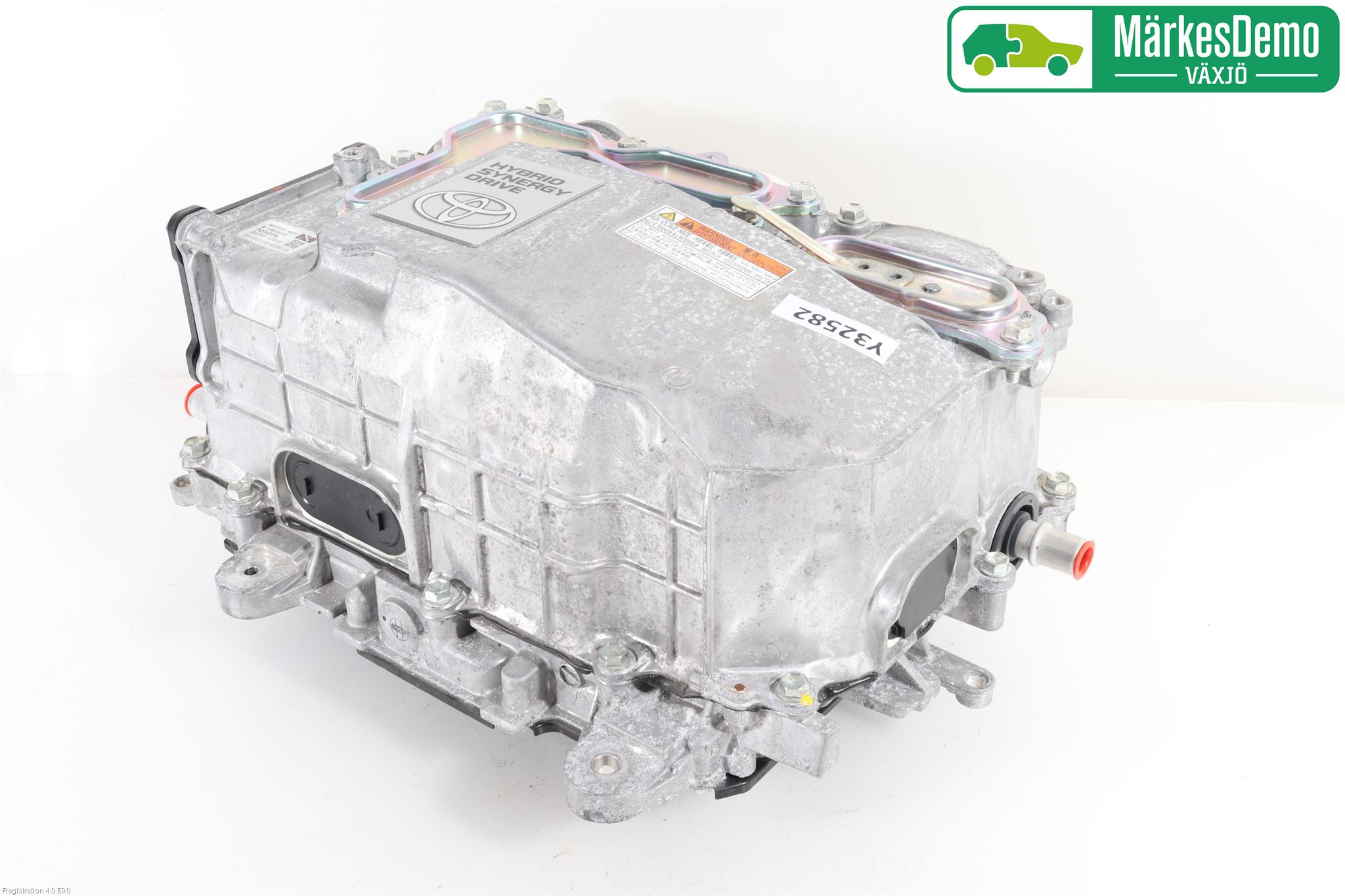 Toyota YARIS XP130 15-20 Hybridconverter