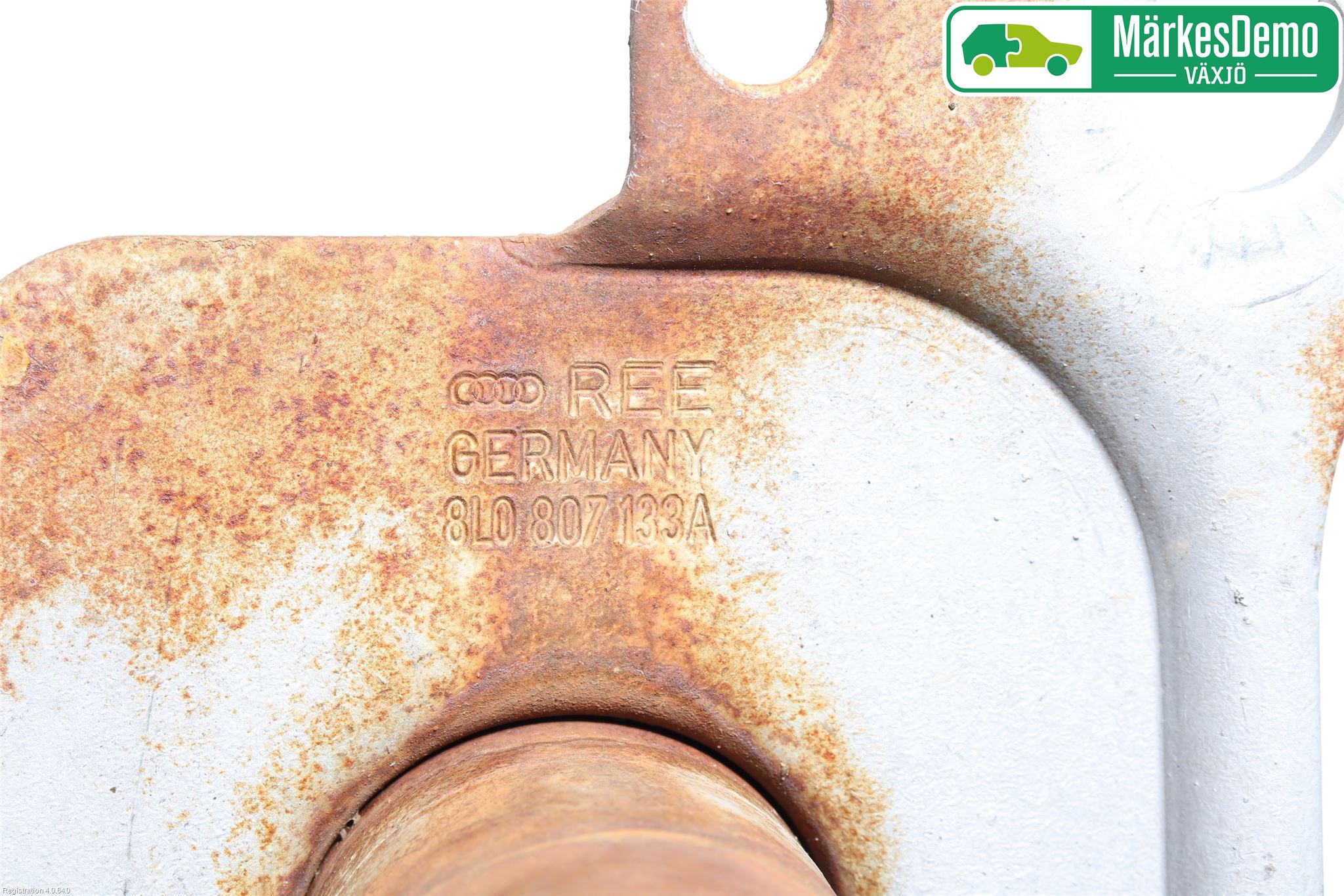 Audi A3/S3     96-03 Stötfångarbärjärn Fram