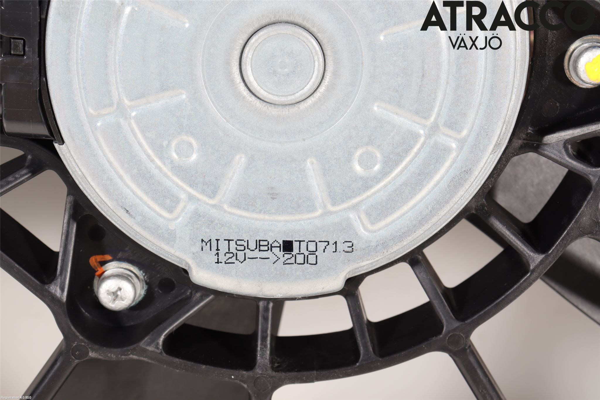 Suzuki SWIFT 17-24 Kylfläktkåpa