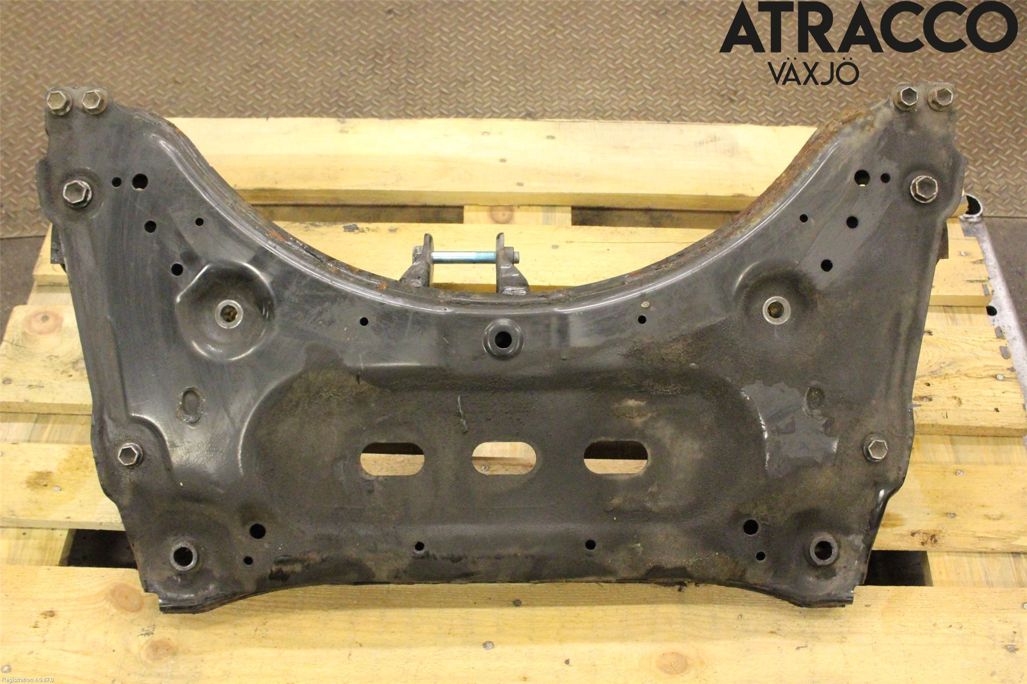 Nissan QASHQAI 14-17 Framvagnsbalk