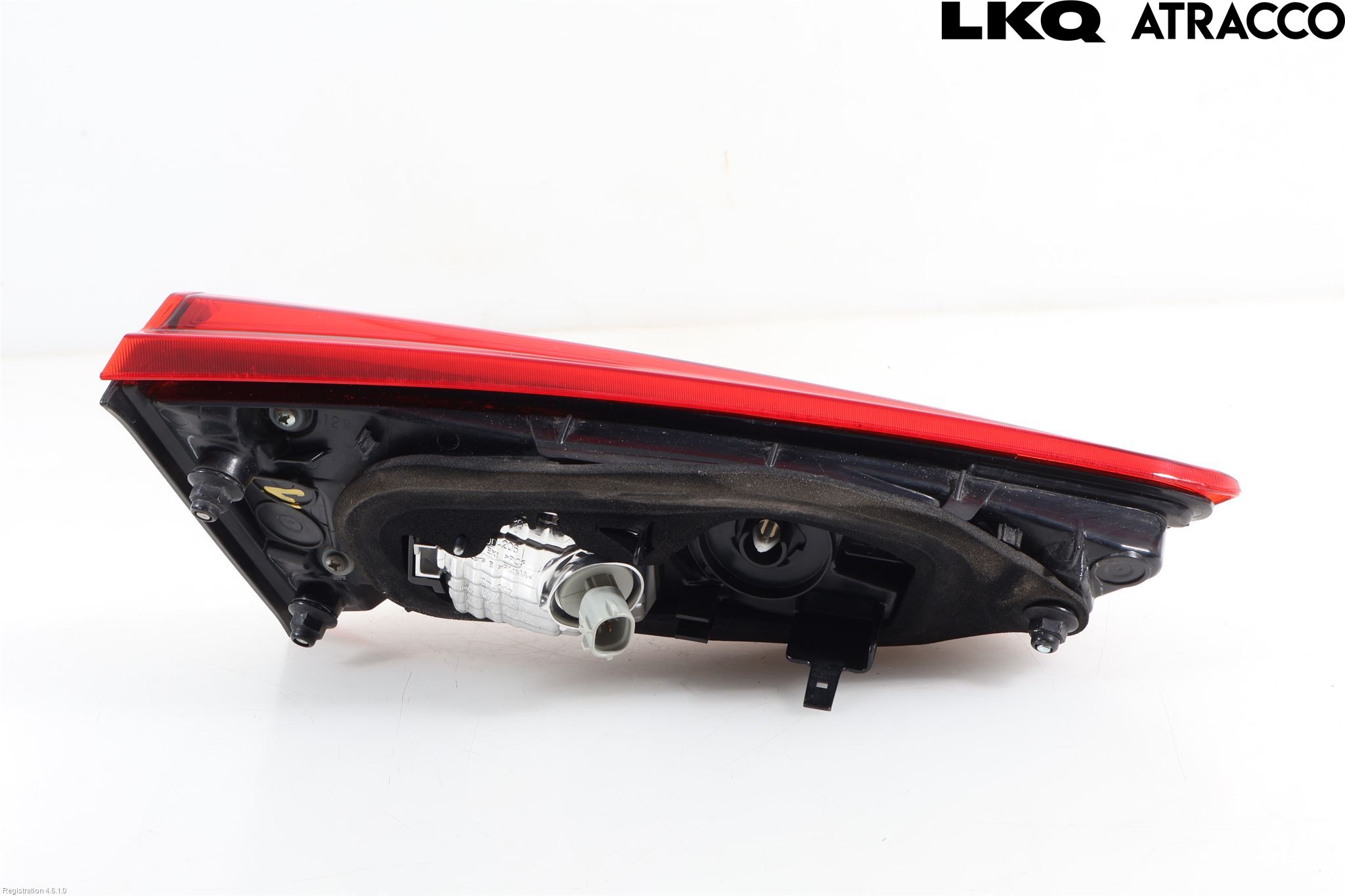 Toyota YARIS XP130 15-20 Bakljus Lucka Hö
