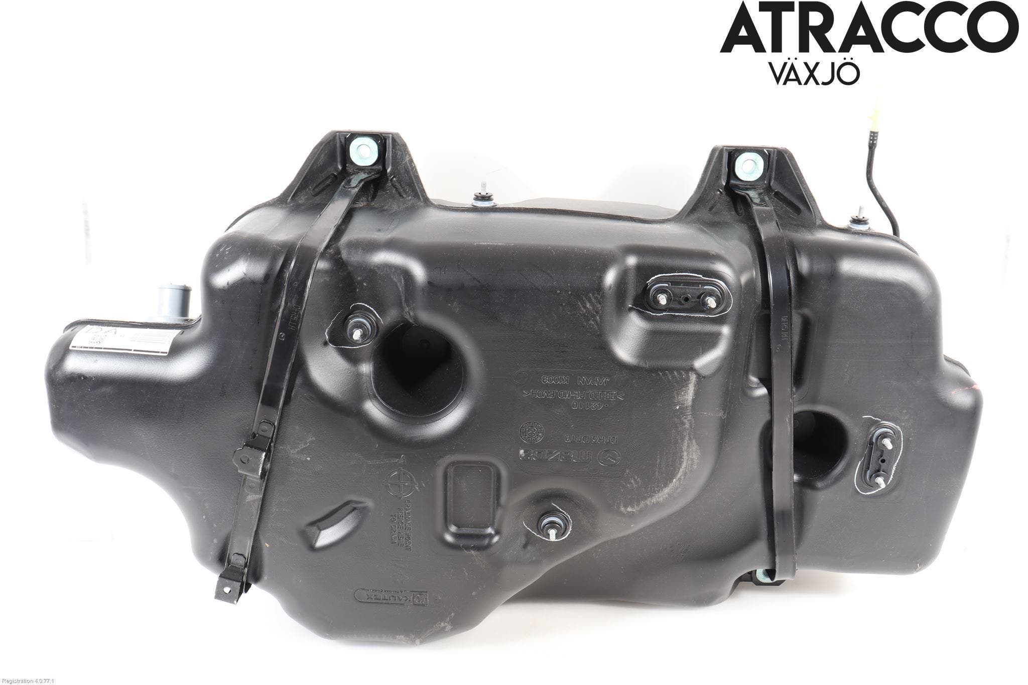 Mazda CX-30 20- Bränsletank Insprutning