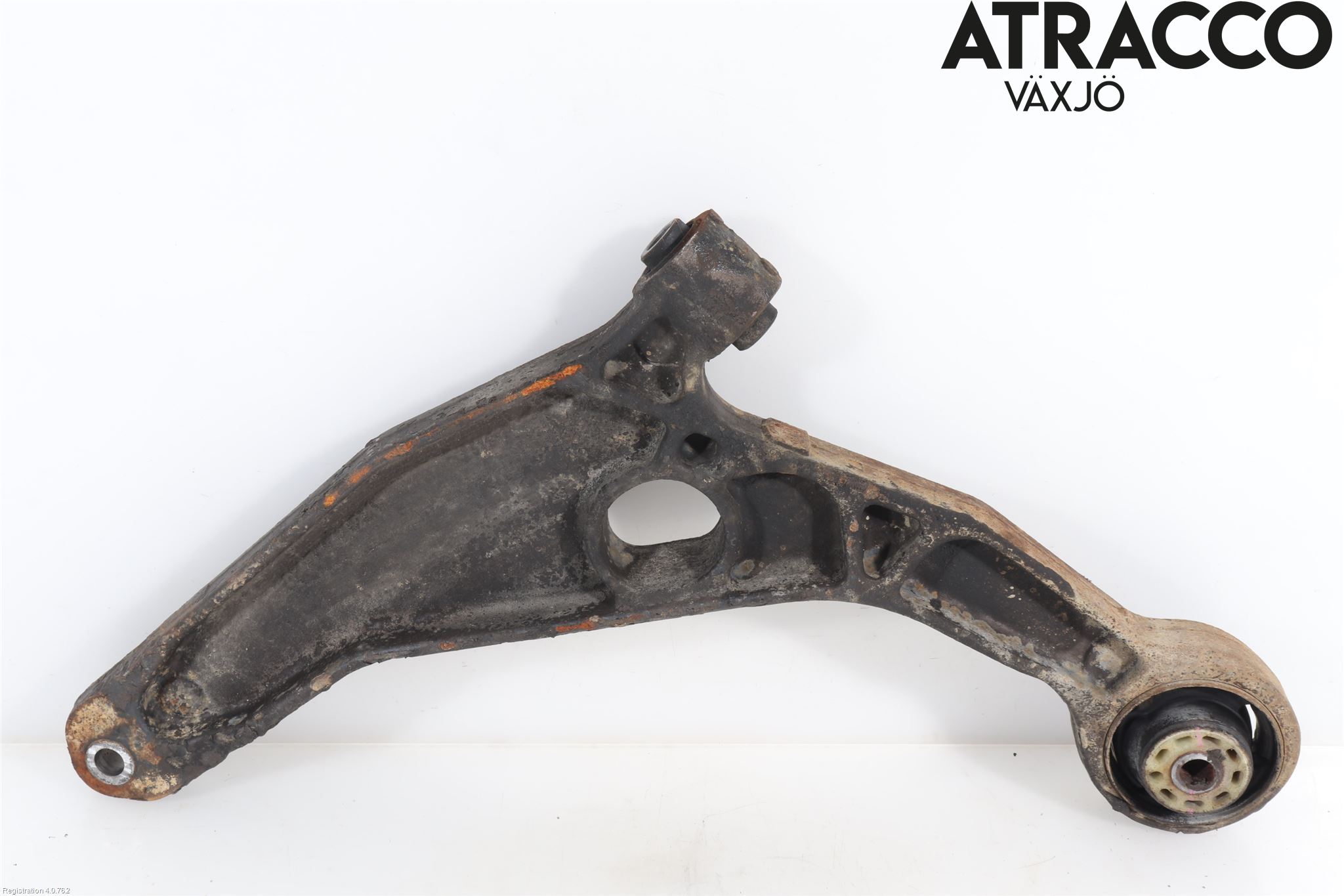 Fiat FREEMONT Bärarm Fram Undre Hö