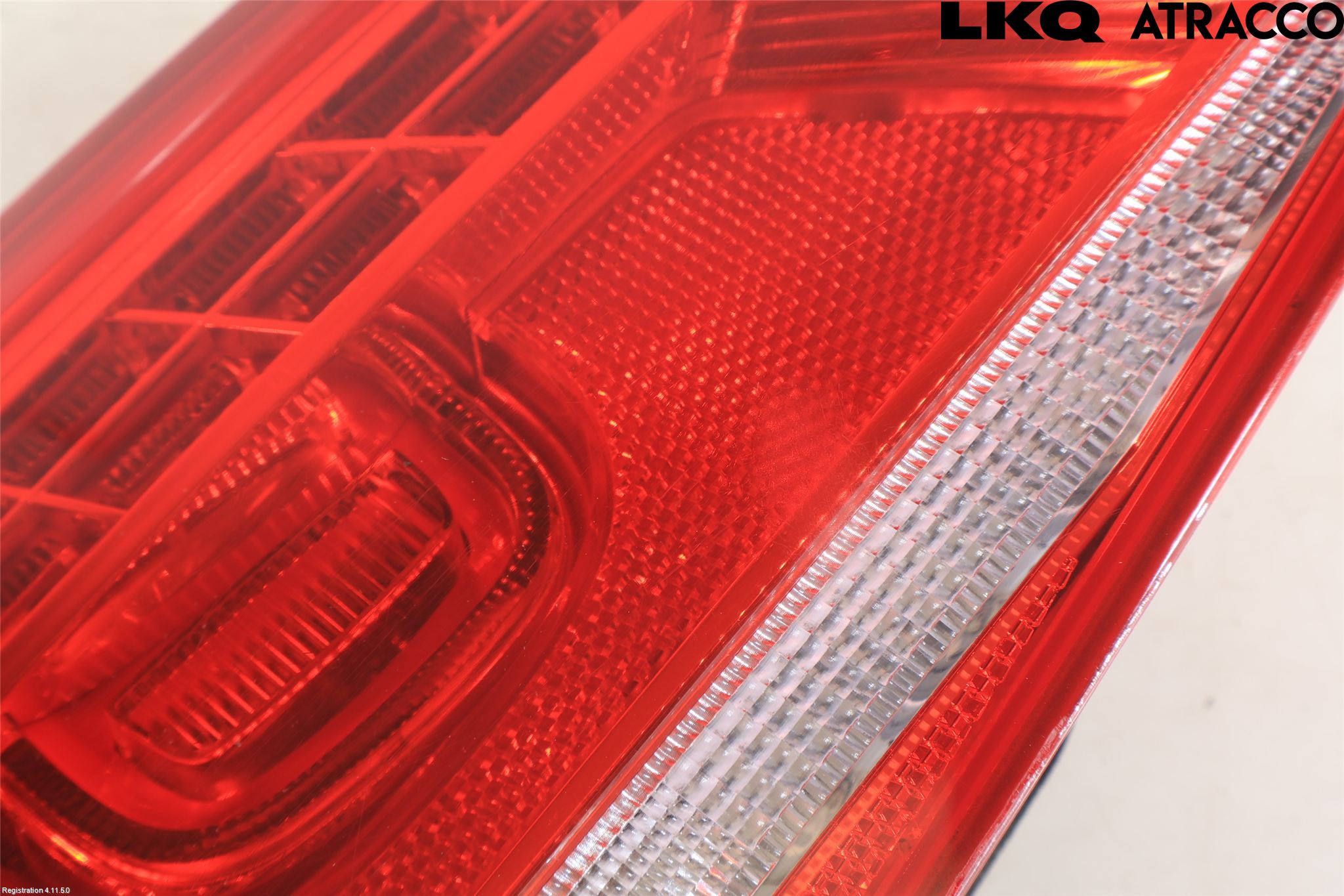 Volkswagen VW PASSAT 11-14 Bakljus Lucka Vä