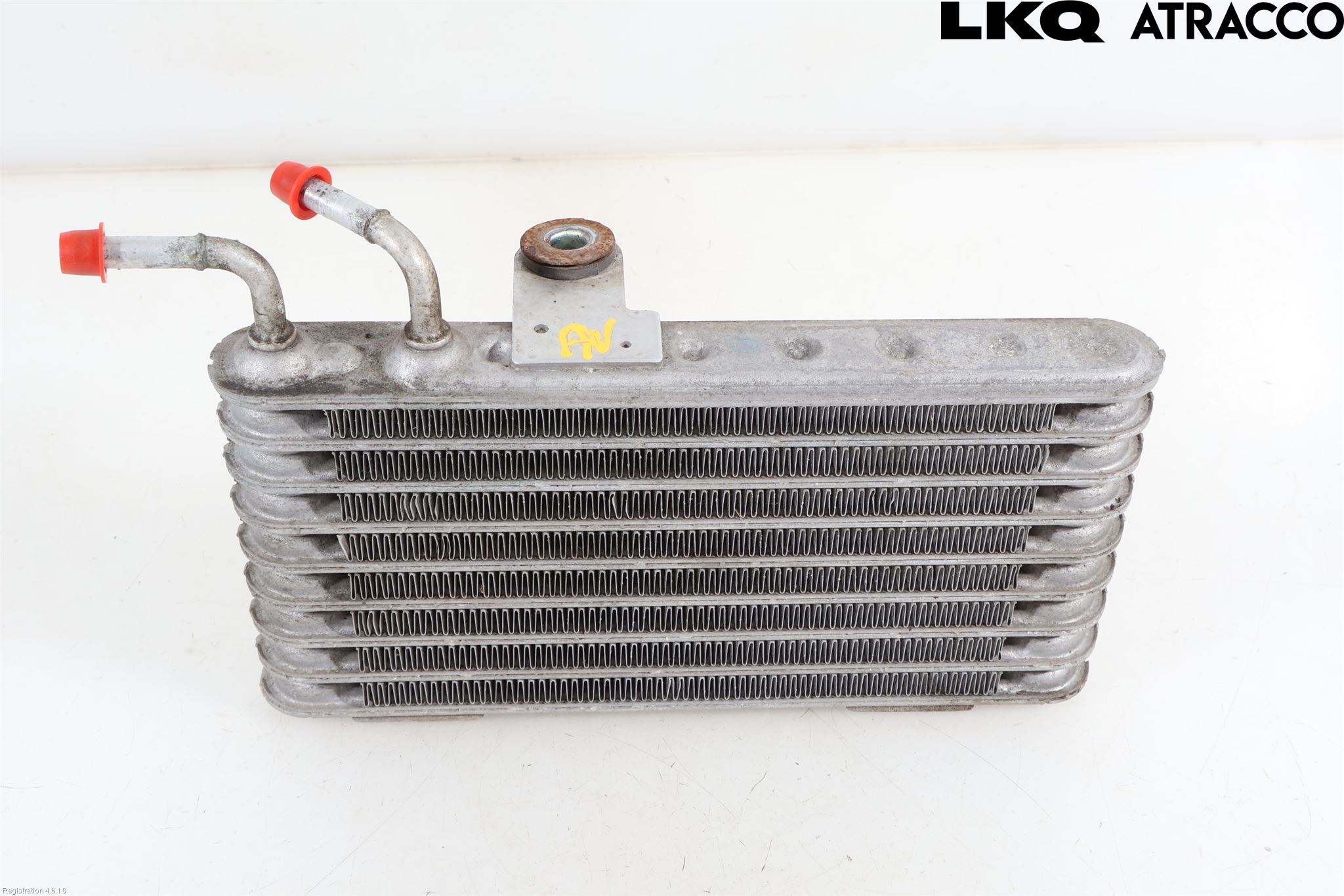 Mitsubishi OUTLANDER 13-21 Oljekylare Motor