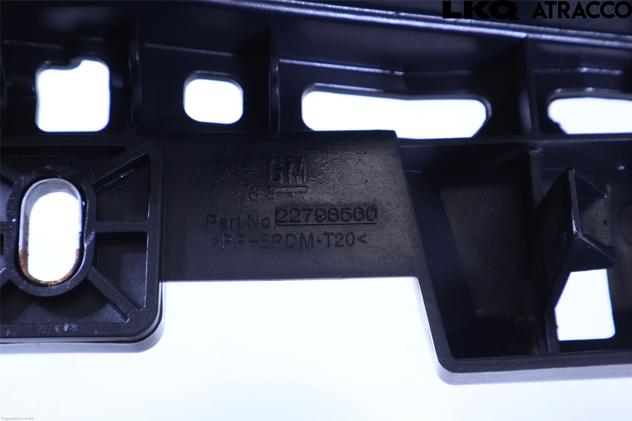 Opel INSIGNIA 09-16 Täckplast Front