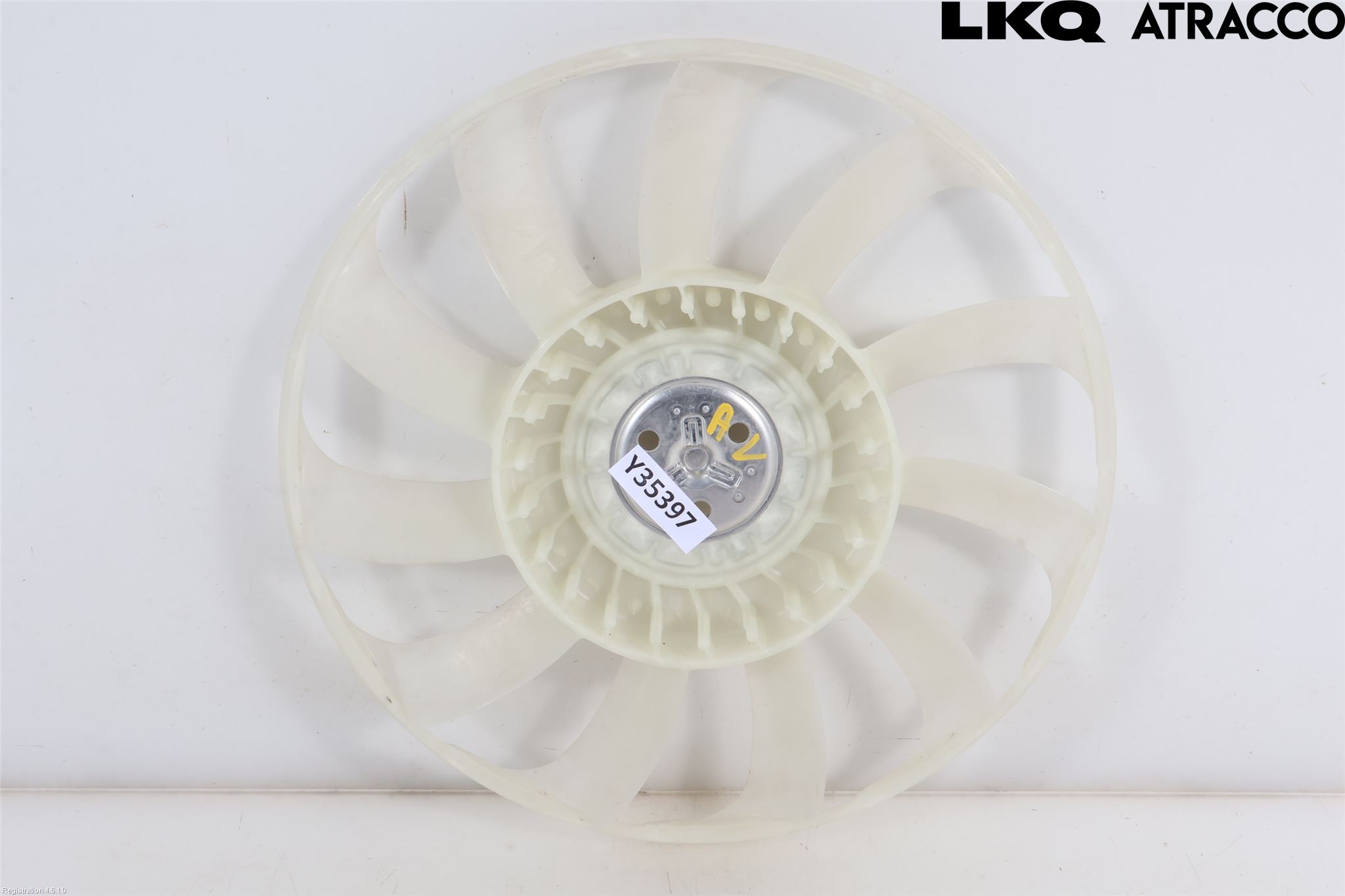 Toyota COROLLA 19- Kylfläkt-Vinge