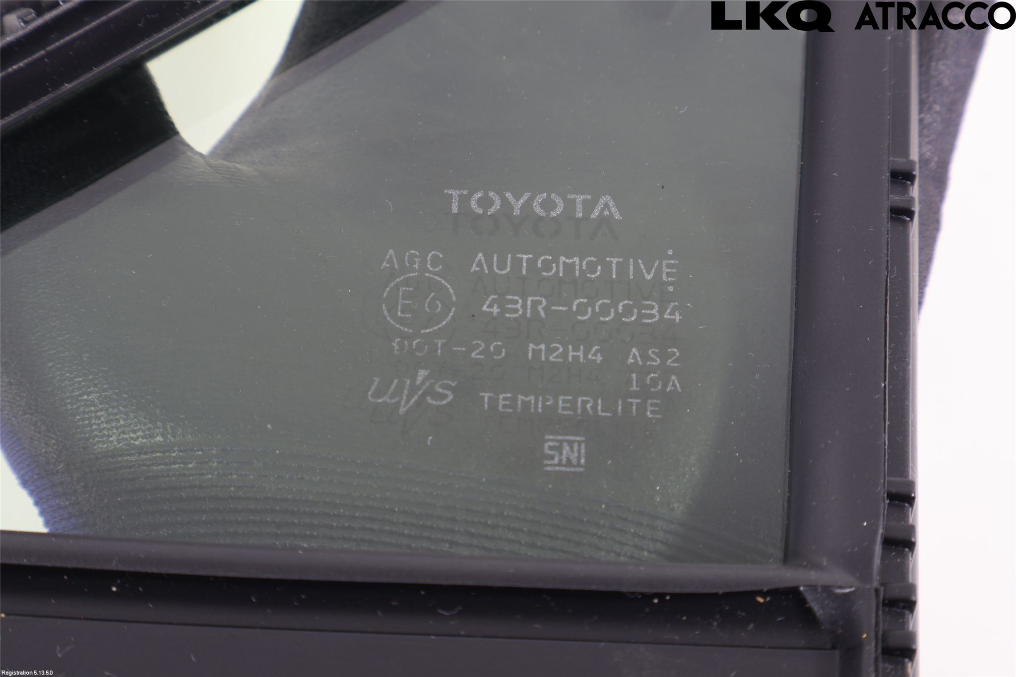 Toyota RAV4 19- Dörruta Fram Lilla Hö