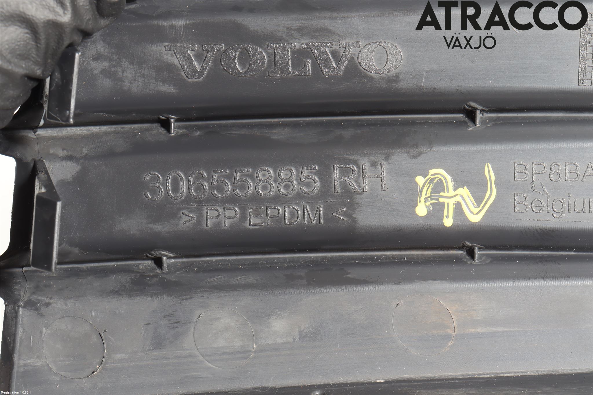 Volvo V50 04-07 Dimljussarg Fram