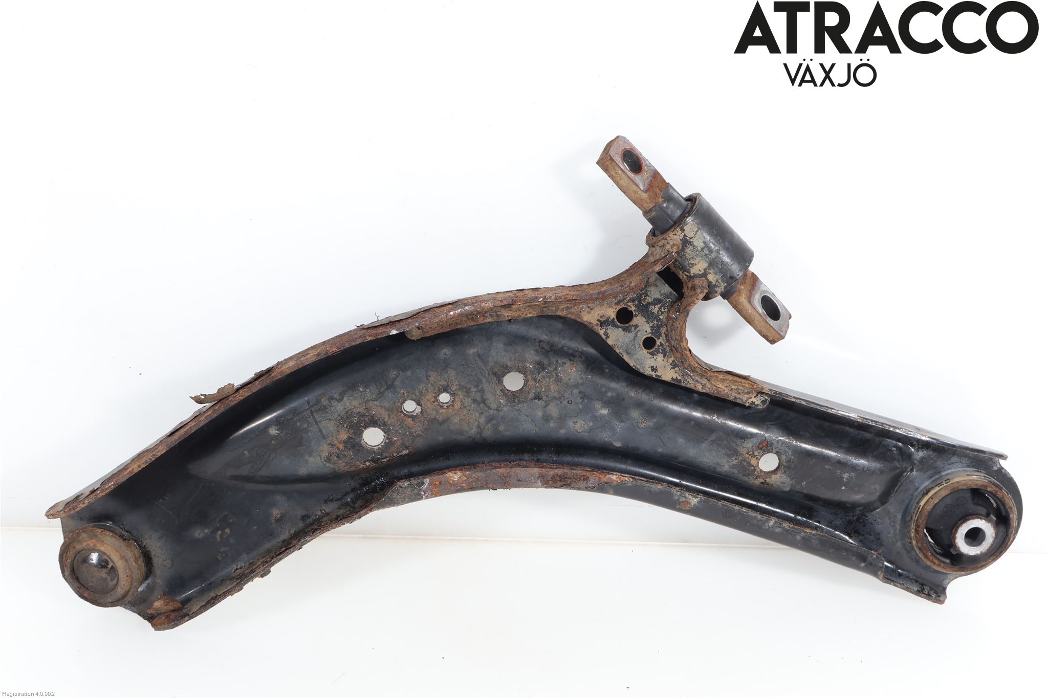 Nissan X-TRAIL 14-21 Bärarm Fram Undre Hö