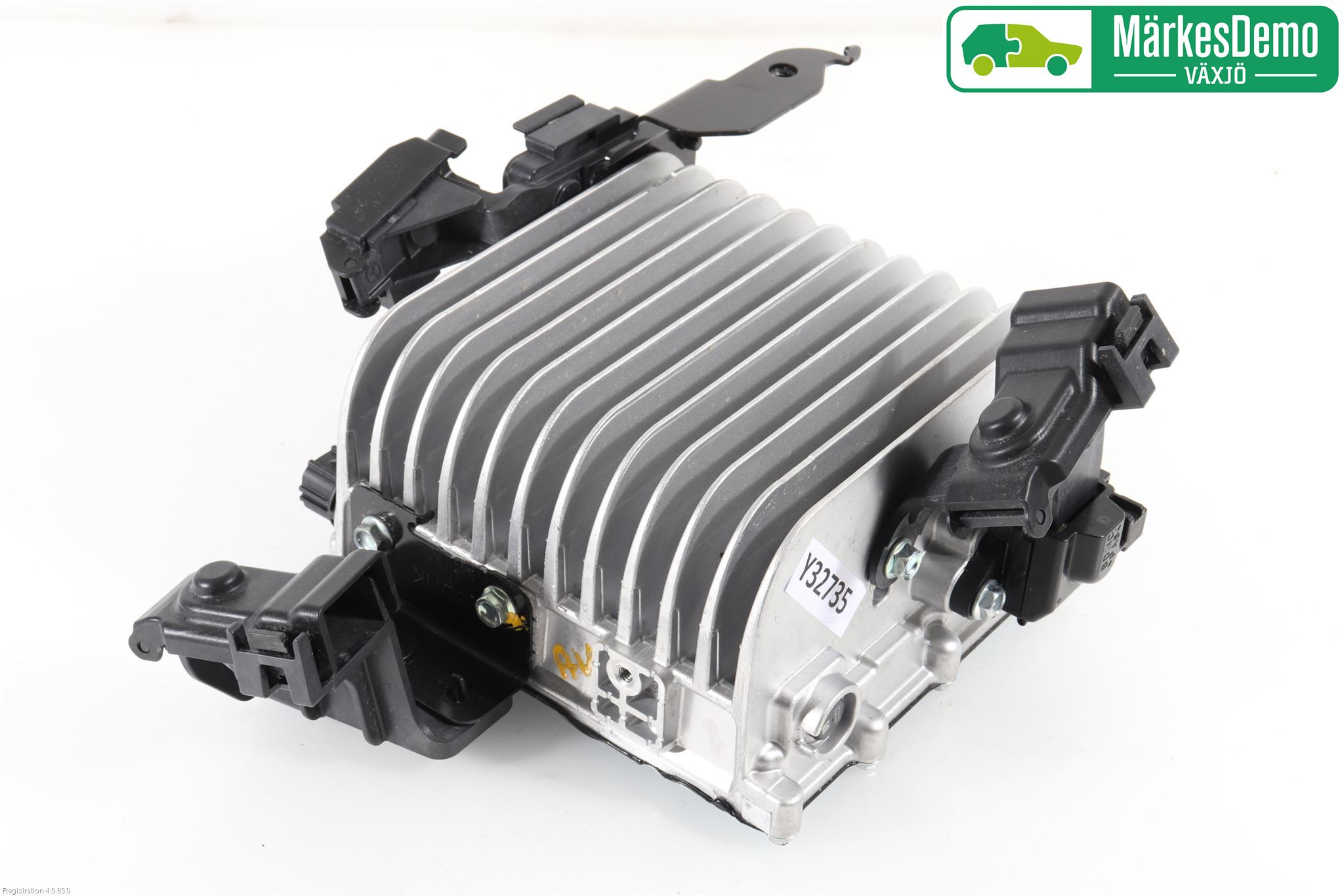 Mazda CX-30 20- Converter