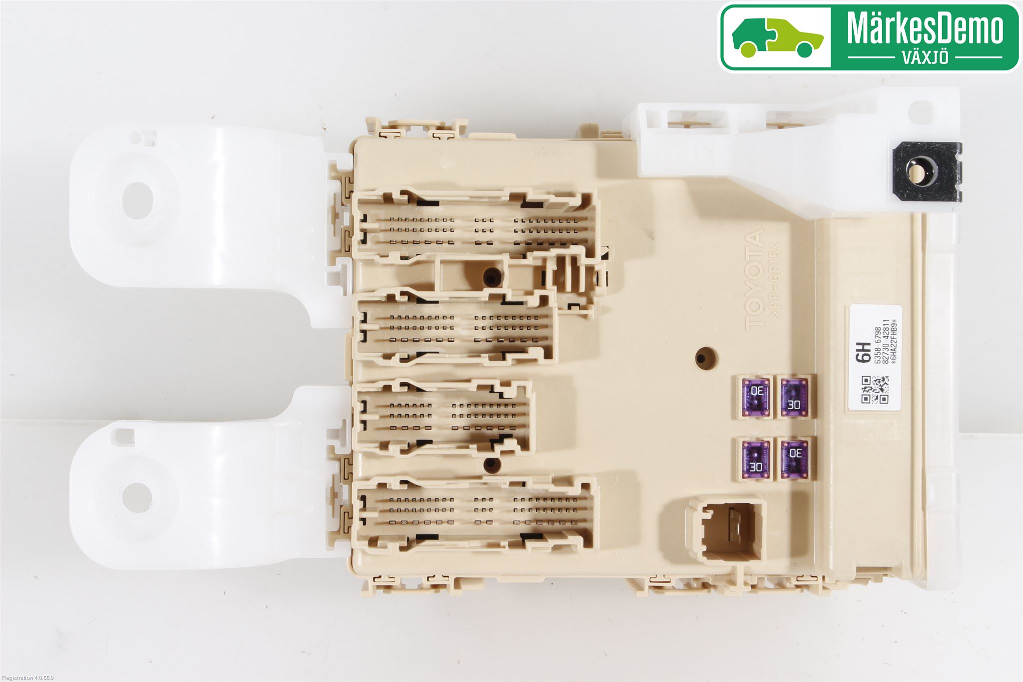 Toyota RAV4 13-18 Säkringsdosa-Elcentral