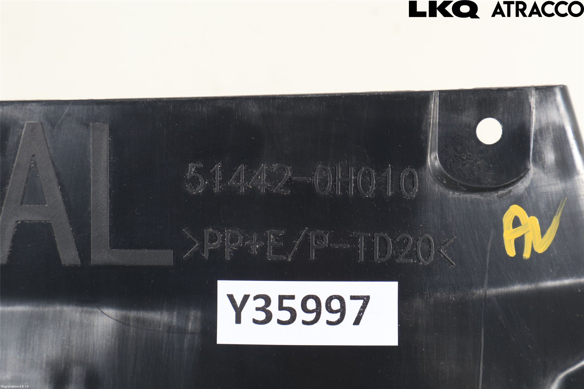 Toyota AYGO X AB70 22- Hasplåt Plåt-Plast