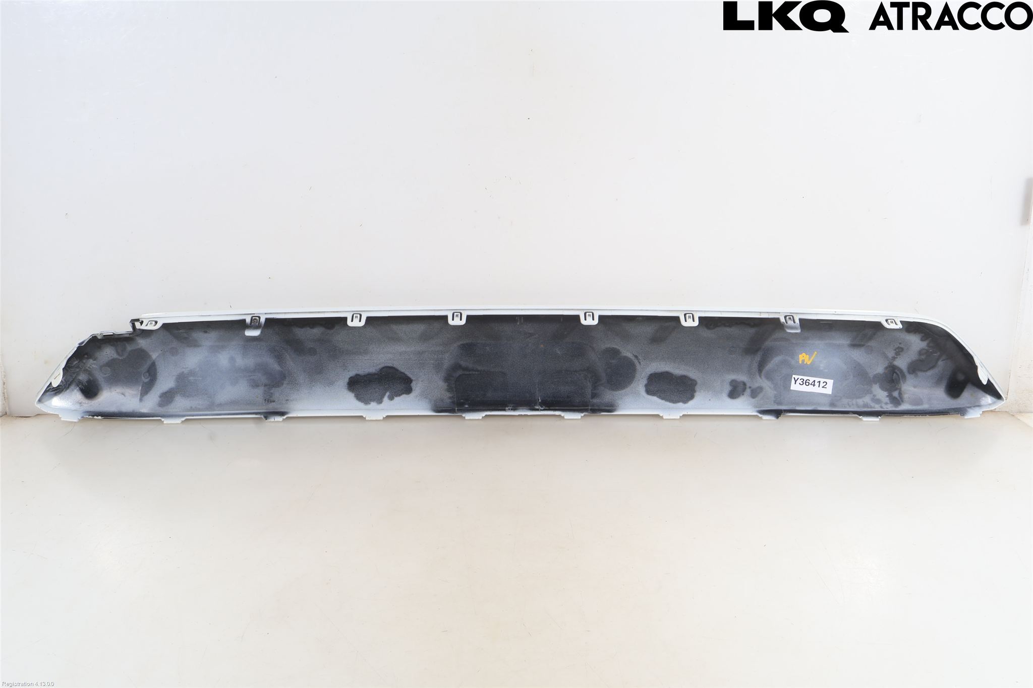 Toyota COROLLA CROSS XG10 22- Stötfångardel Bak Mitt
