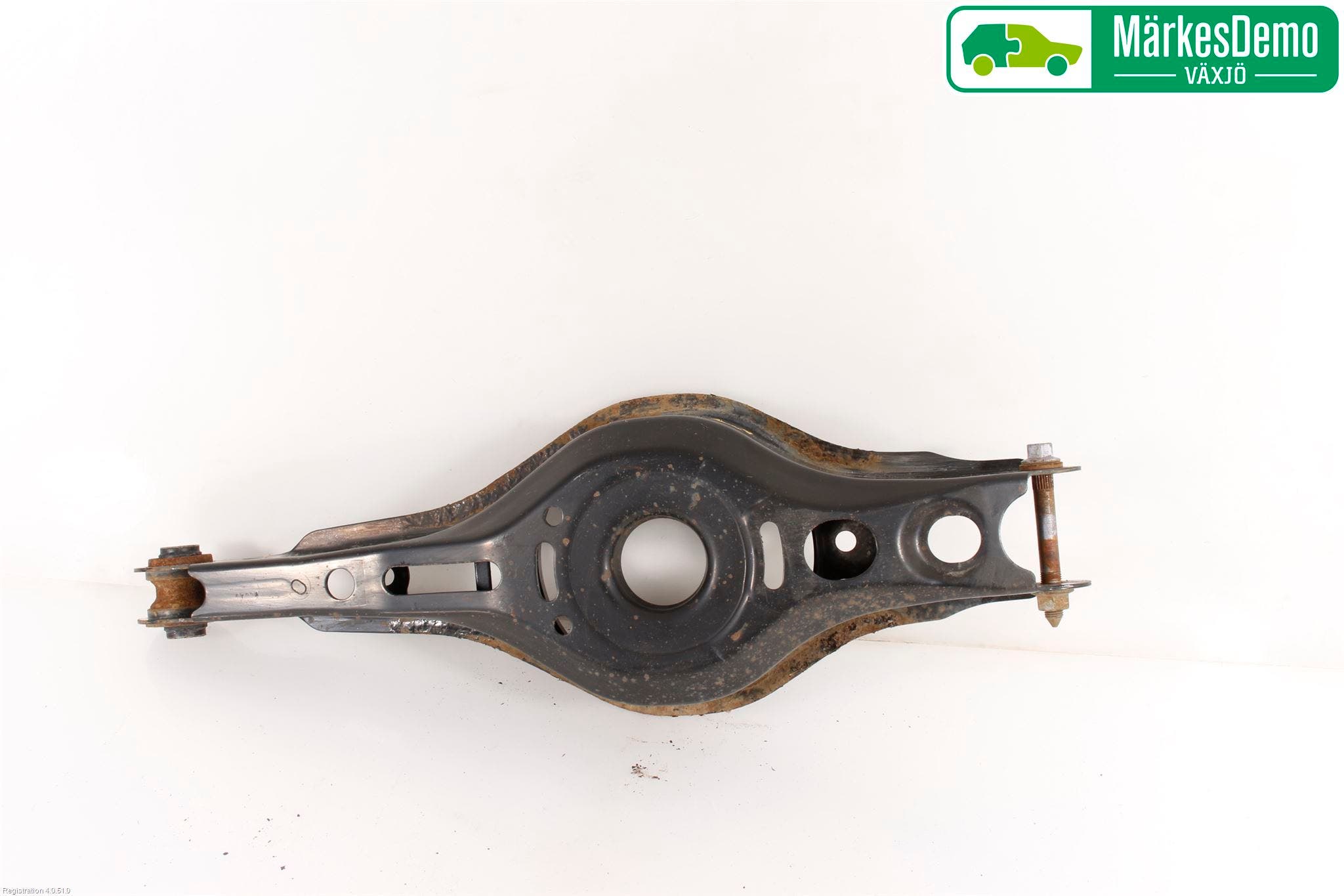 Toyota C-HR 16-23 Bärarm Bak Höger