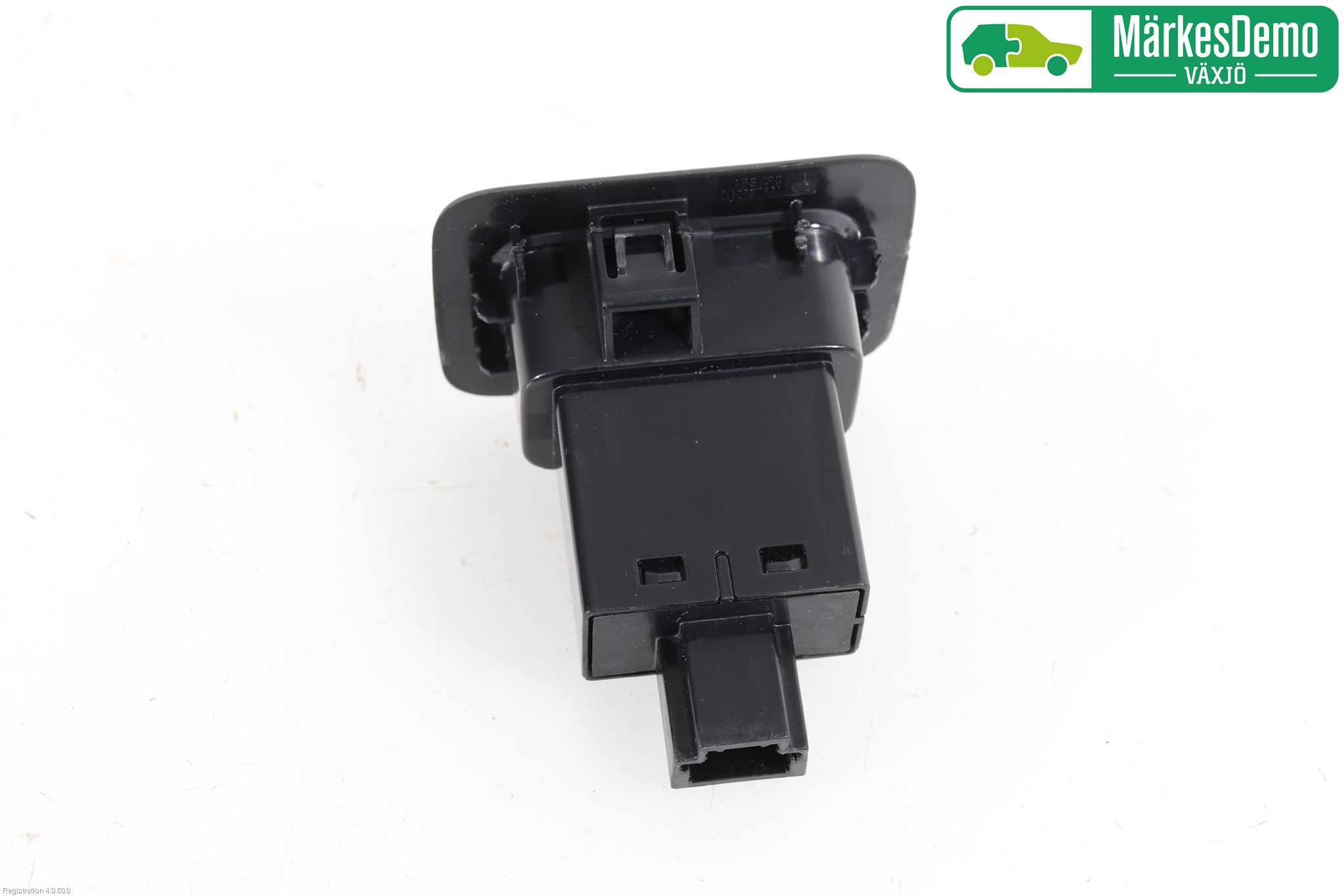 Mazda CX-30 20- Strömställare Baklucka